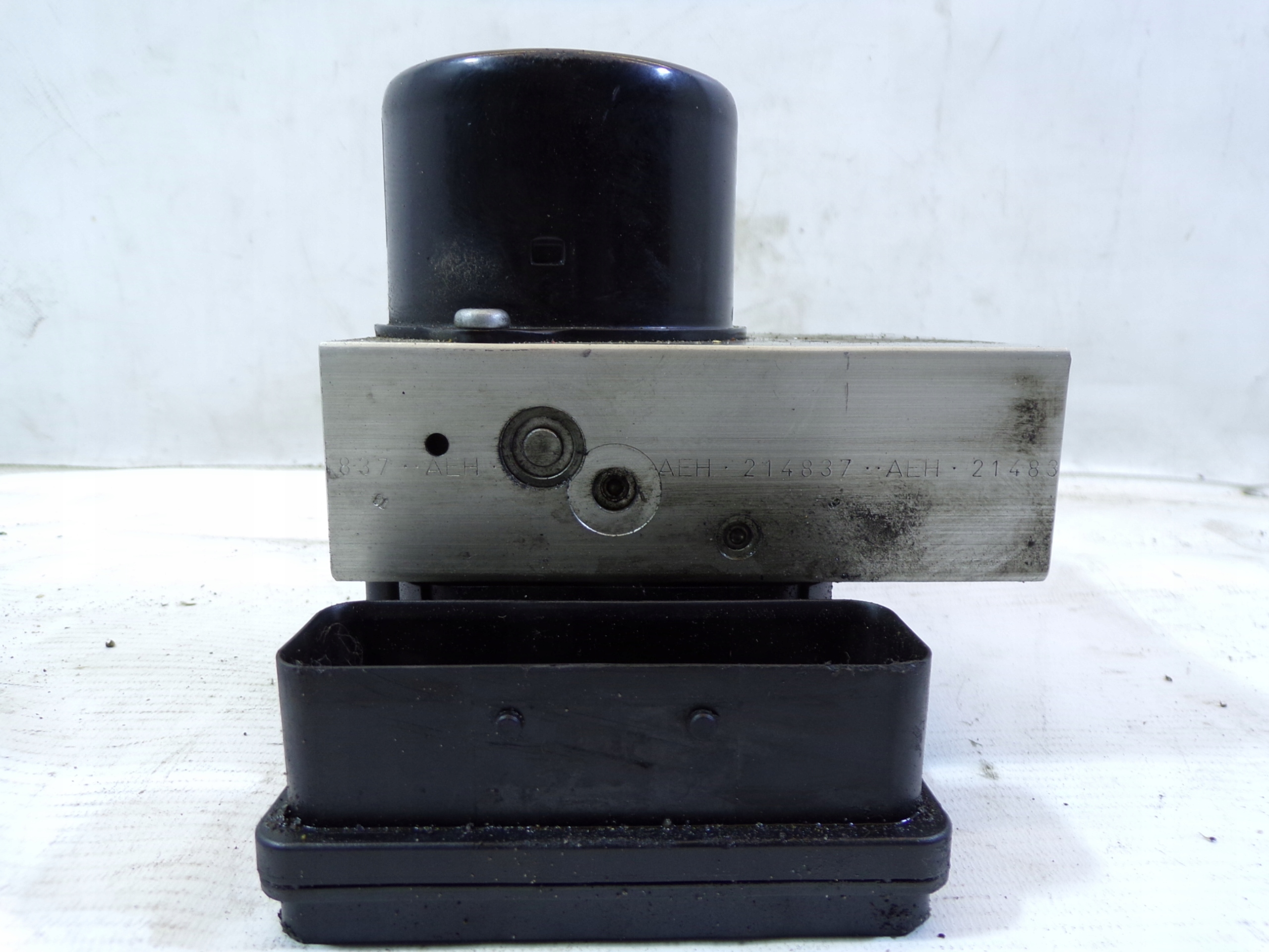 pump ABS MERCEDES W203 2.2 CDI A0054312912Q01 (2)