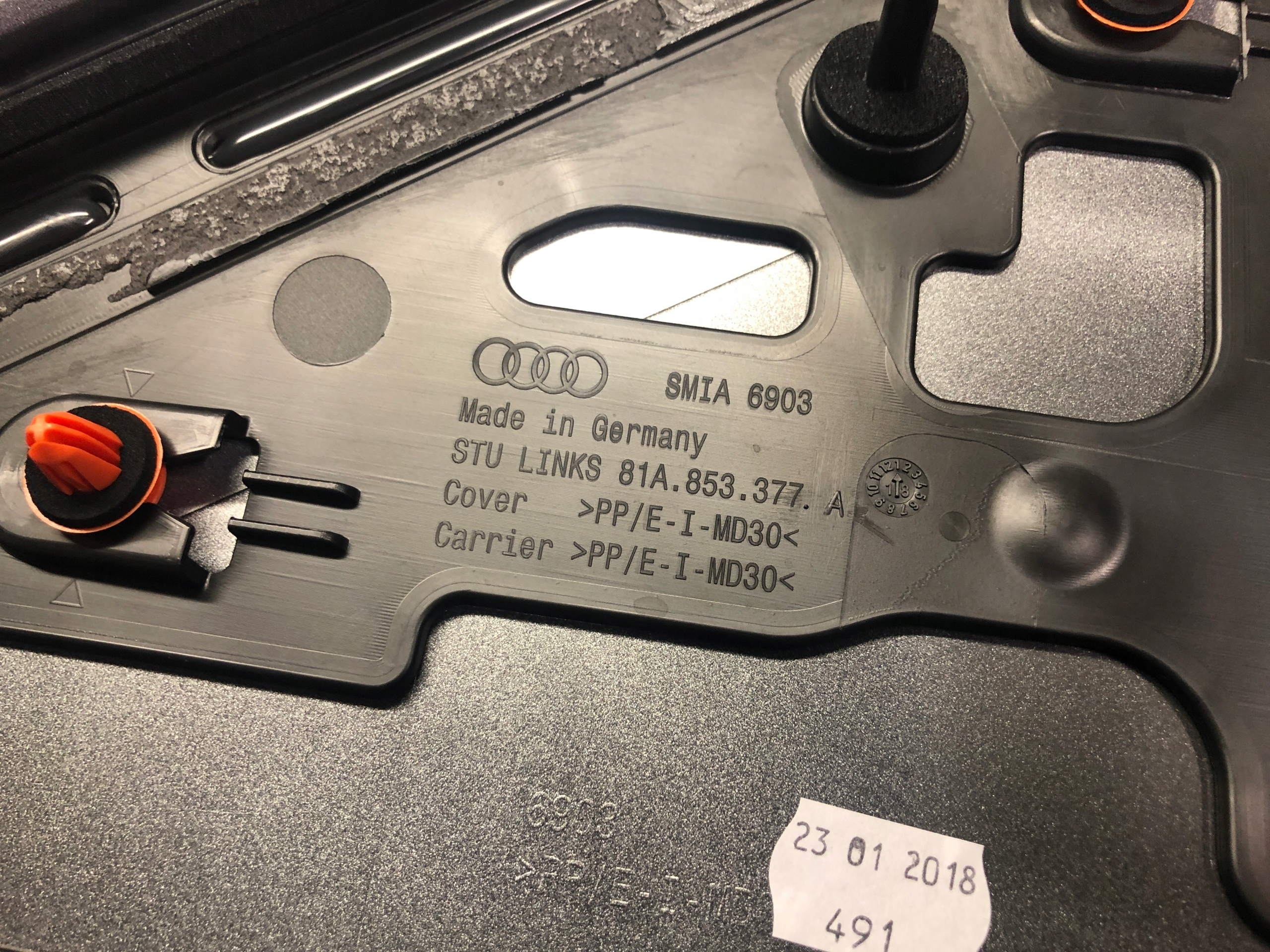 AUDI Q2 cover SLUPKA left 81A853377A LX7W
