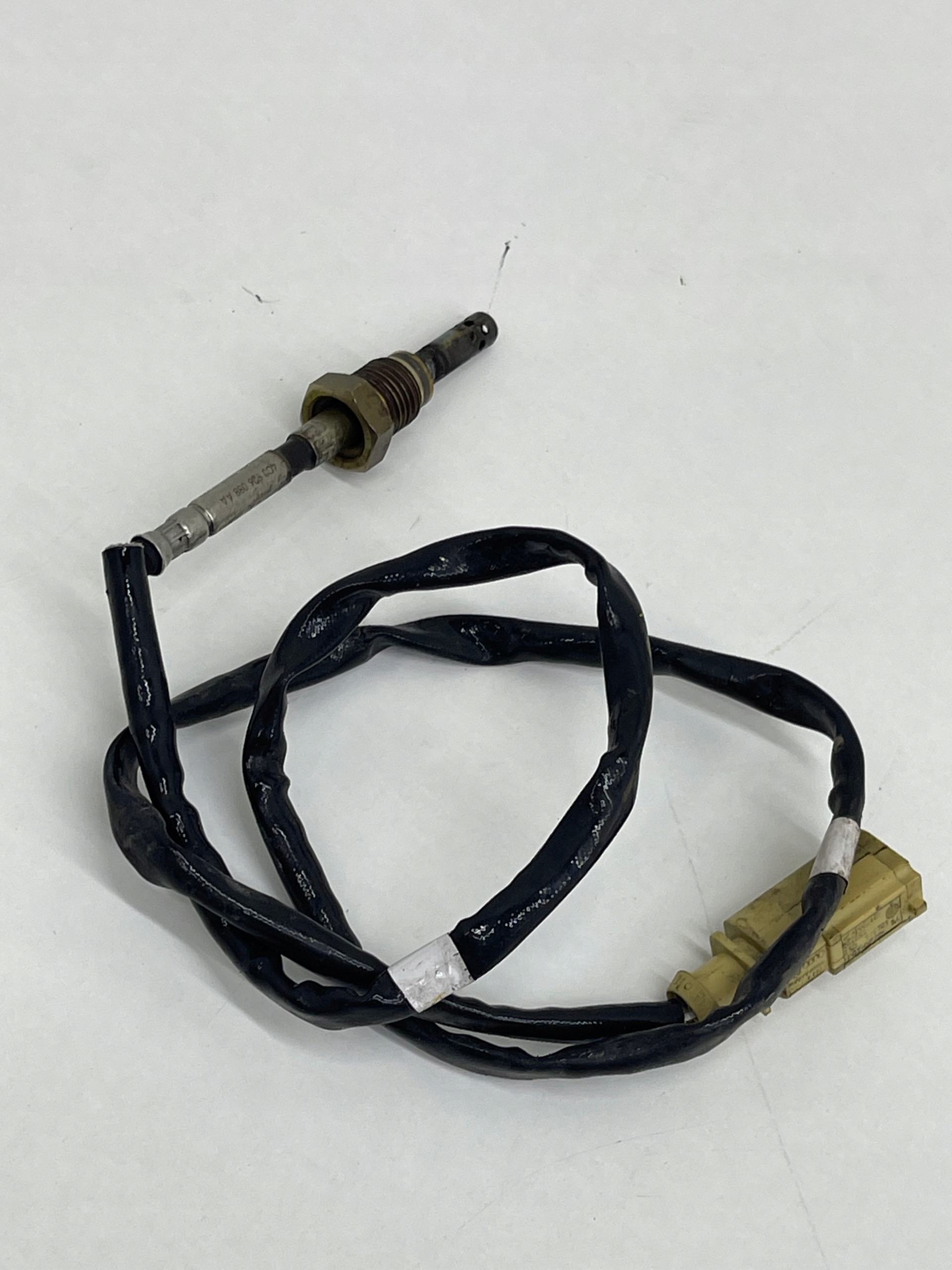 AUDI A6 C7 2.0 TDI Sensor temperatury Gase Original!