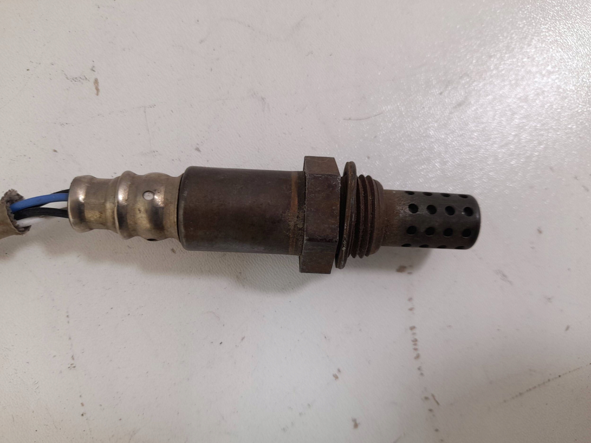 Mitsubishi Colt Sonda lambda 2340008111 (SL5)
