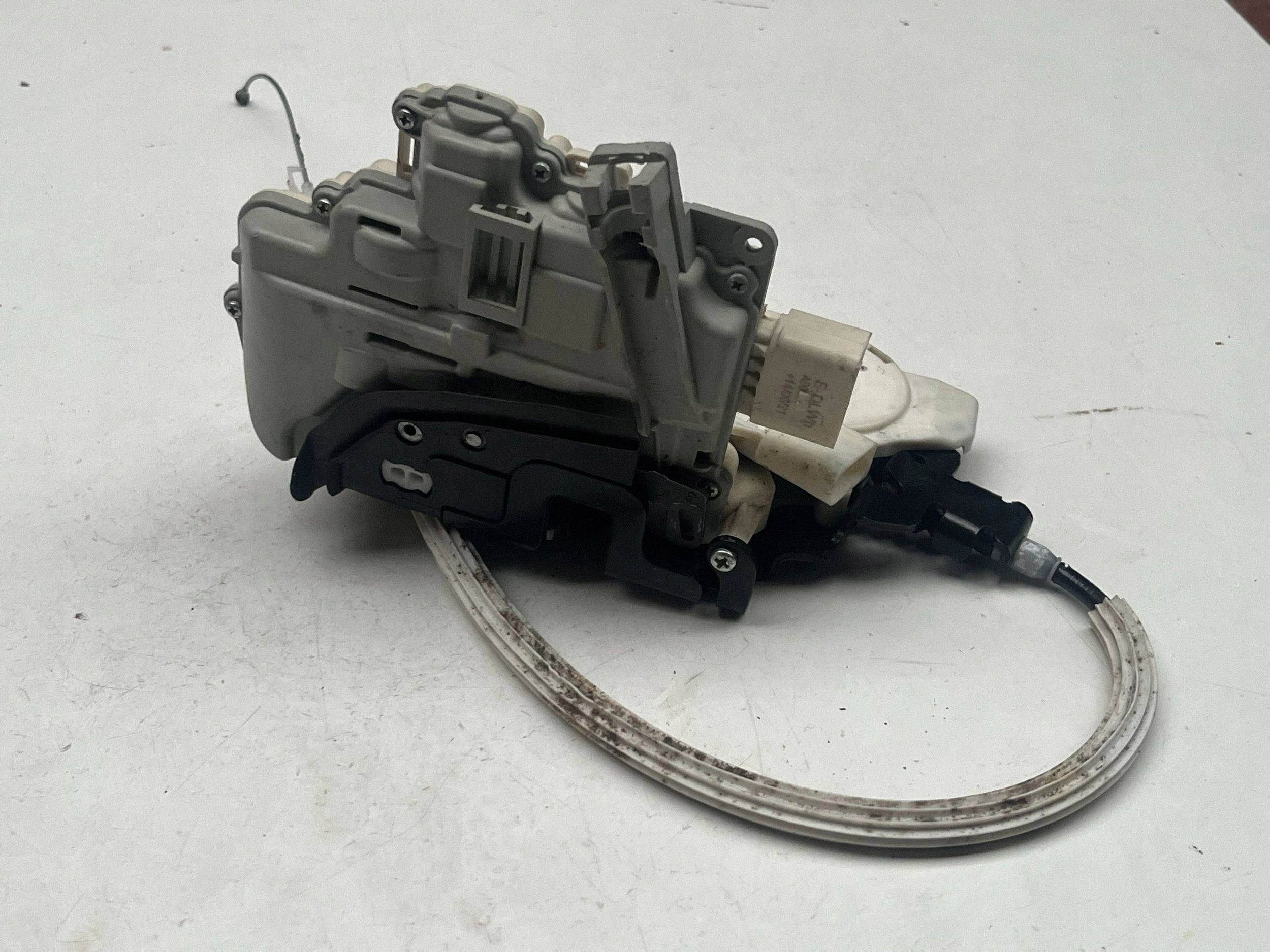AUDI Q7 4M lock door left front DOCIAG 4M1837015F @M