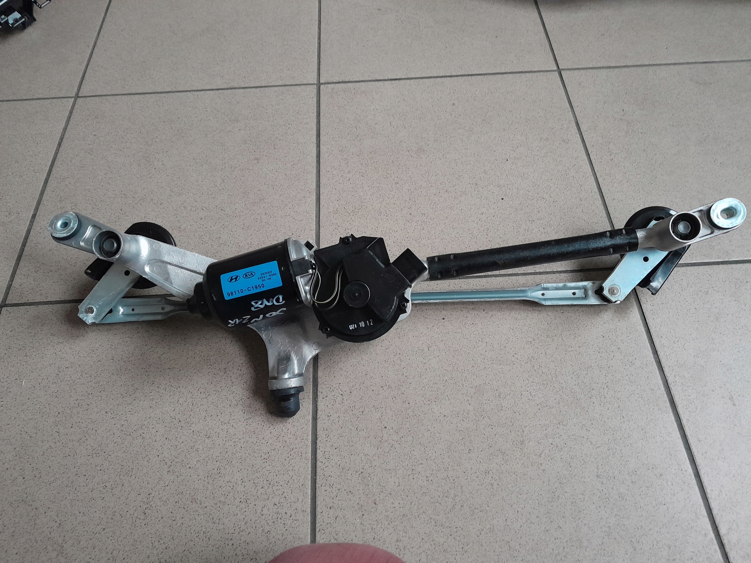 98110-C1950 98110C1950 - HYUNDAI SONATA VIII DN8 2021 МЕХАНИЗМ СТЕКЛООЧИСТИТЕЛЯ