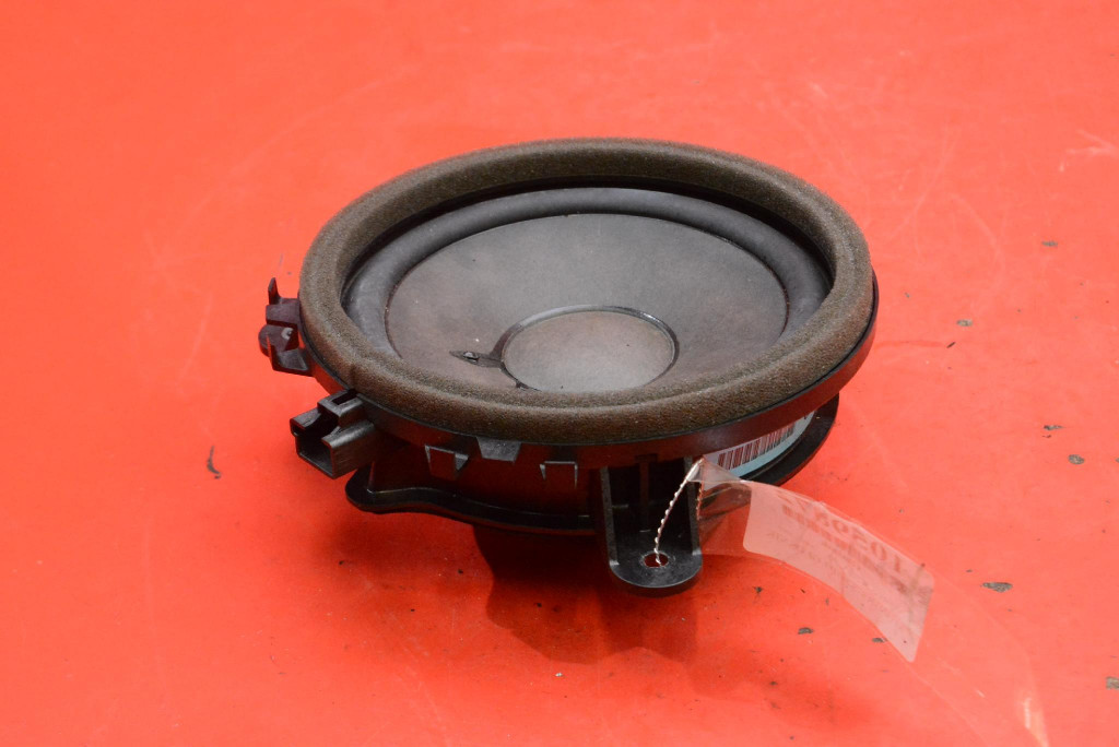 speaker left rear part 30657445 VOLVO S70 V70 3 III 00-05
