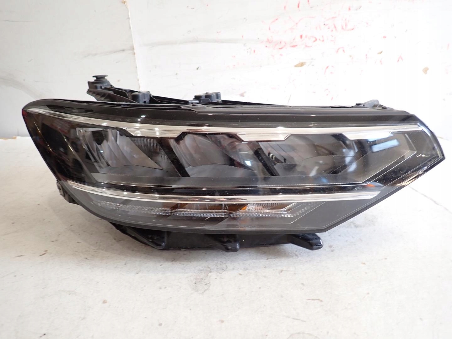 light front front right VW PASSAT B8 LIFT 2019- FULL LED 3G1941036P