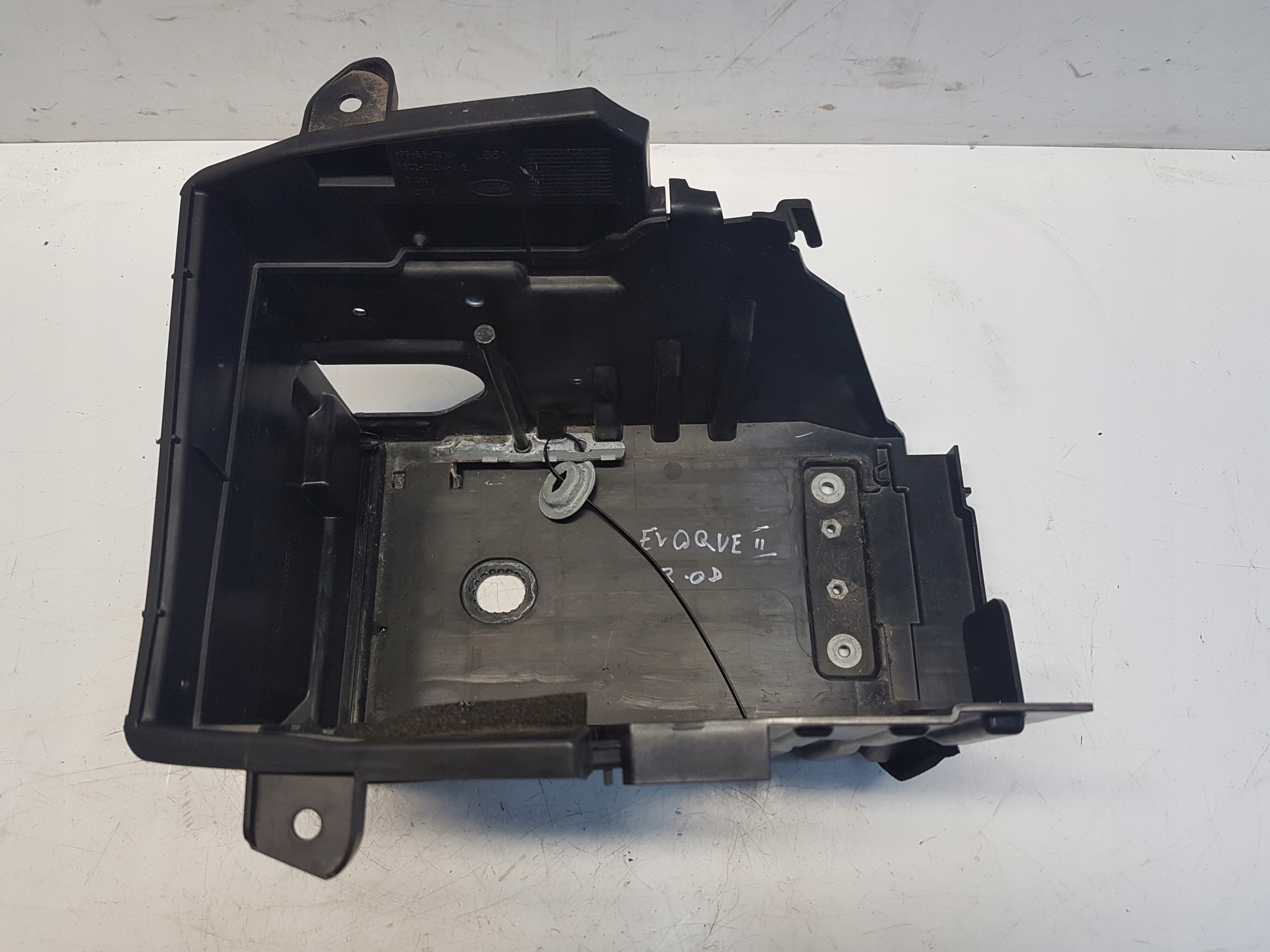 RANGE ROVER EVOQUE II Boîte pour batterie