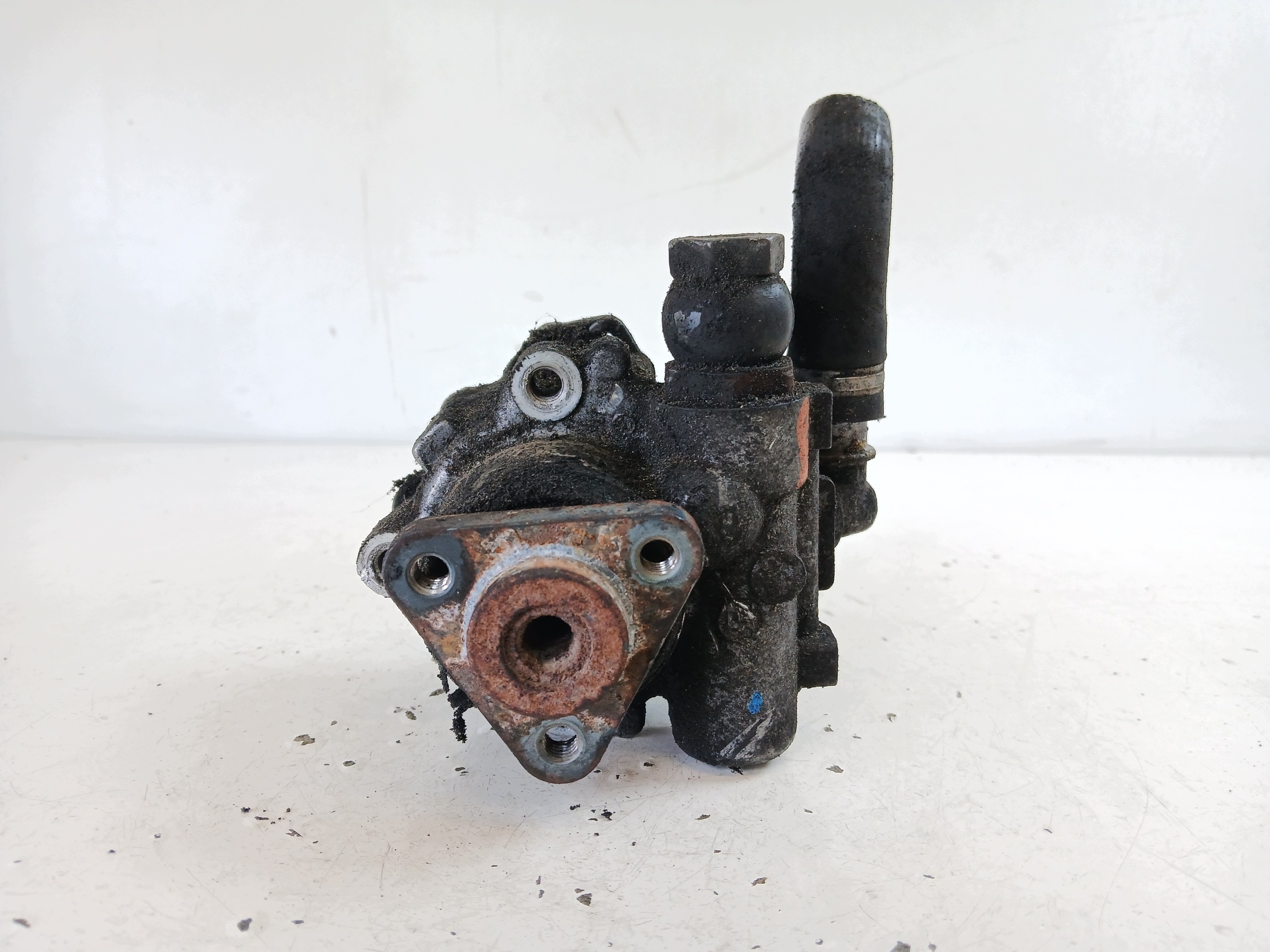 AUDI A6 C6 2.0 TDI servo pump 4F0145155P 120 BAR