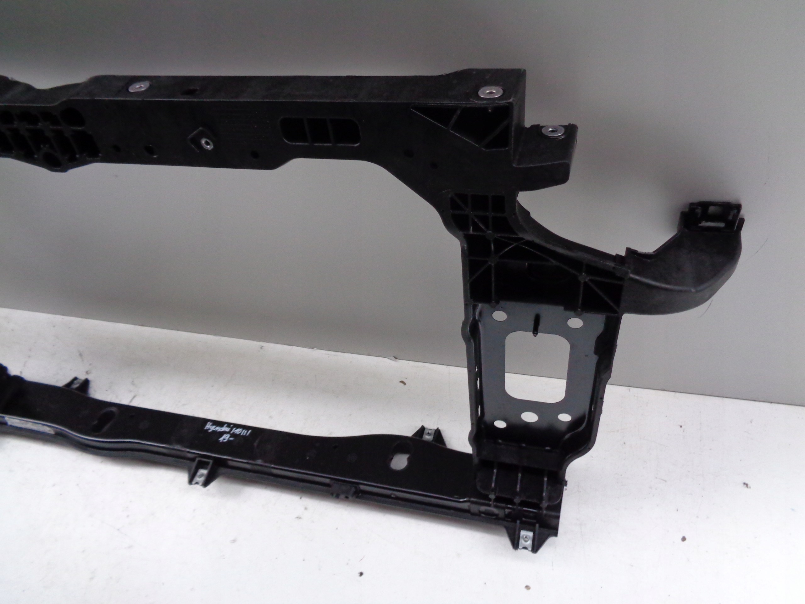 NO-WE-- bar, wall front HYUNDAI I10 III 19