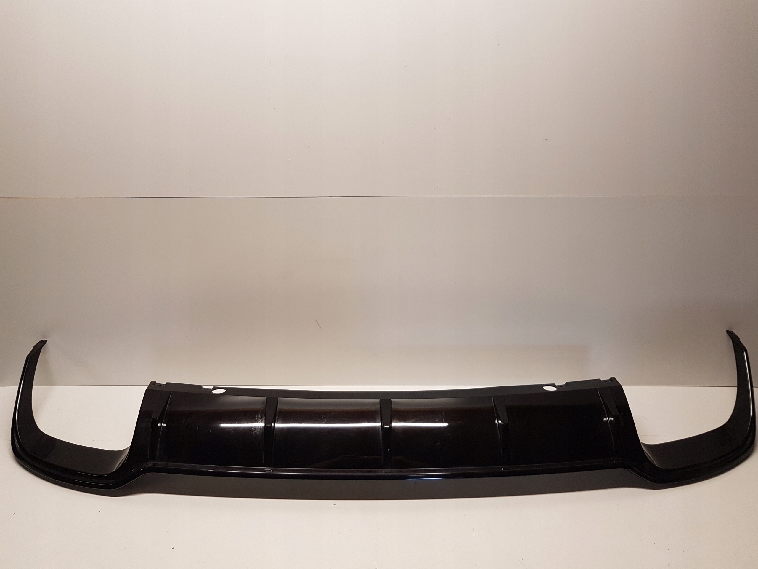 diffusore accessori Paraurti posteriore MASERATI GRECALE 670167298