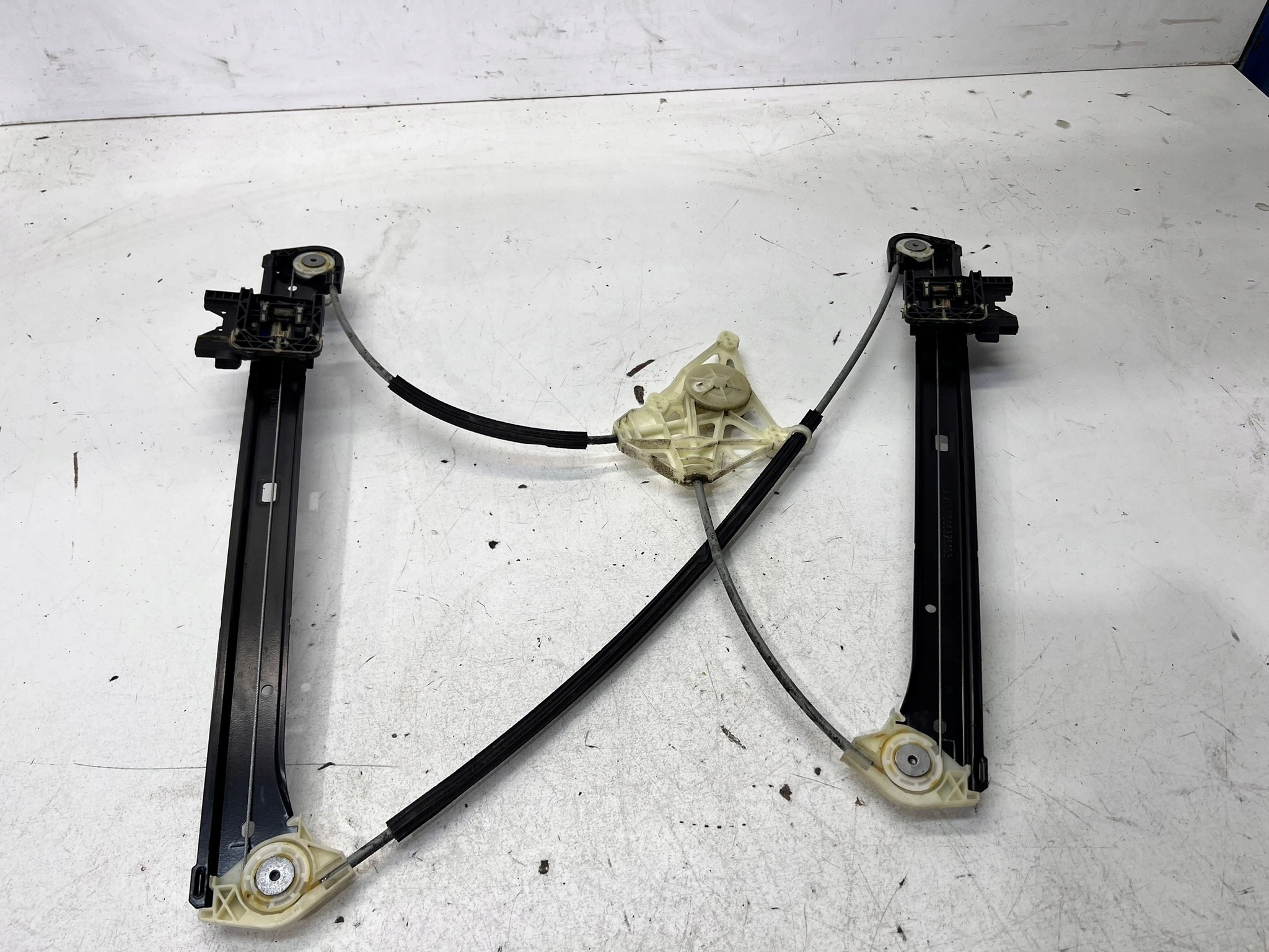 mechanism lifting windows left rear part AUDI 4M0839461A