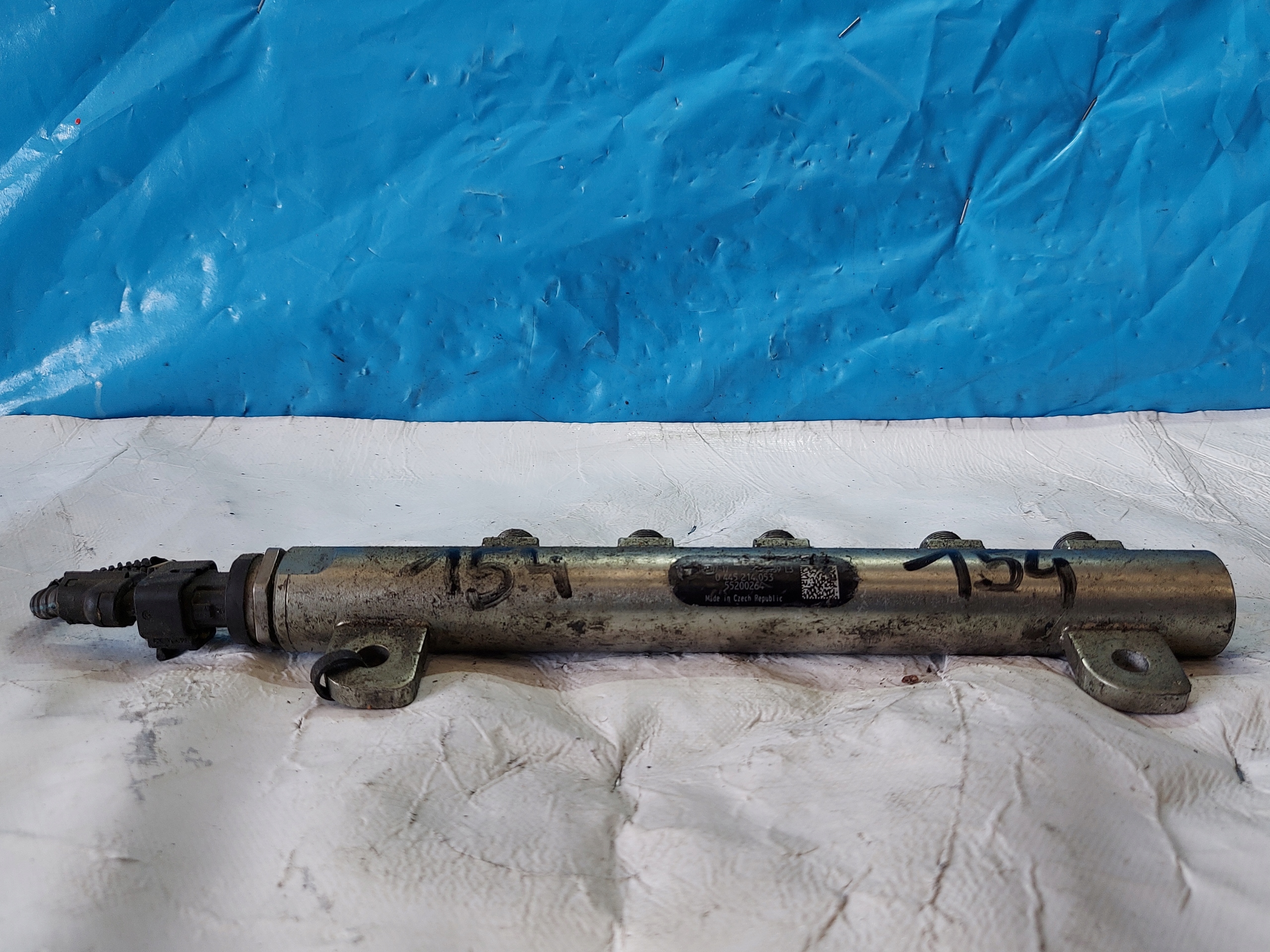 injection ramp STILO 1.9 JTD 0445214053