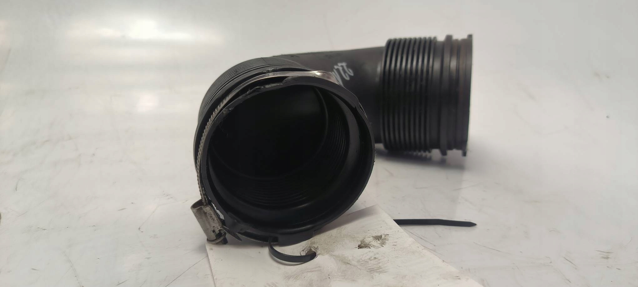 wiring pipe tube 059129616B AUDI Q7 II 4M