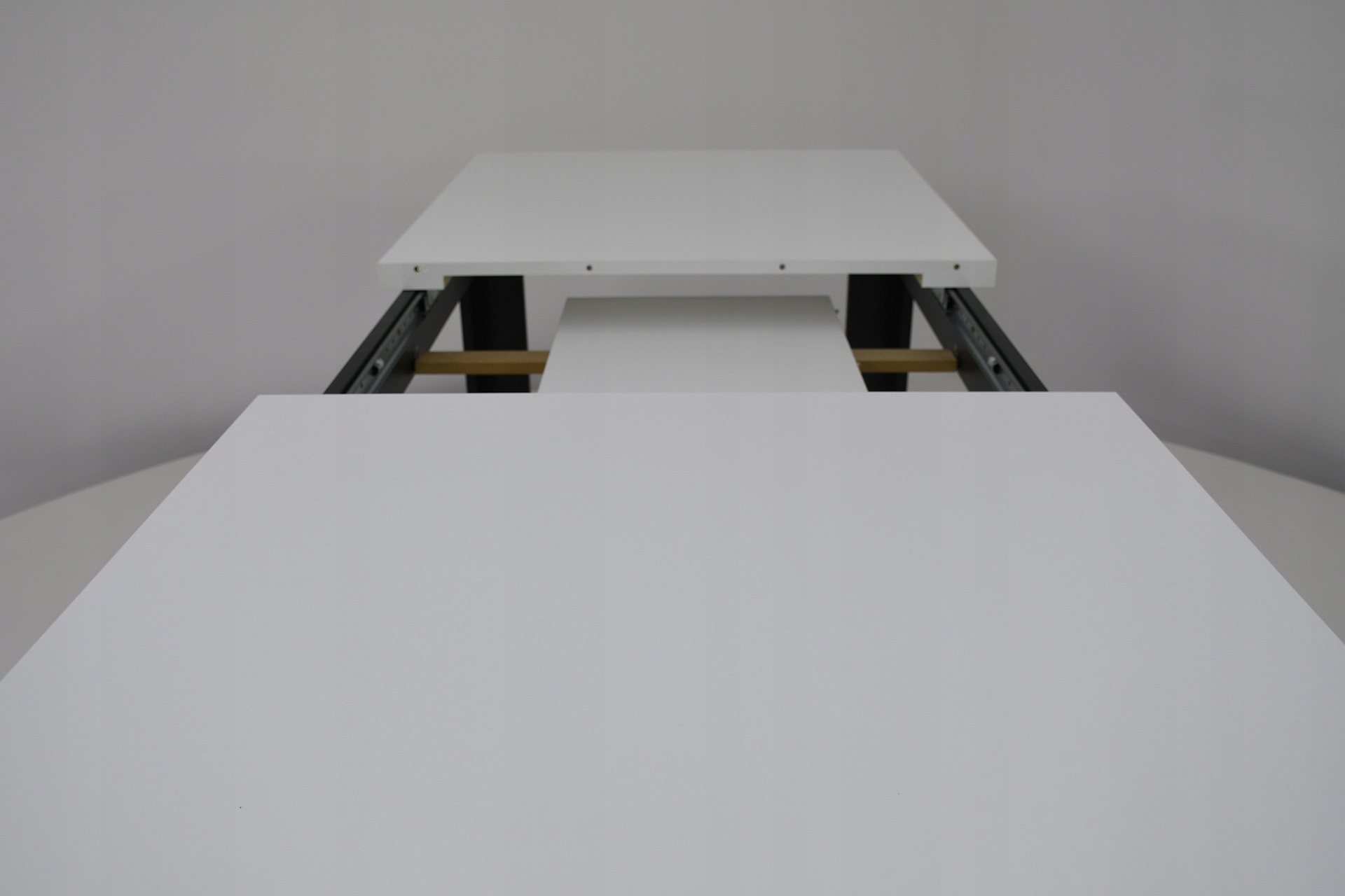 DUŻY BIAŁO - CZARNY STÓŁ 90x160 DO 200 Marka Sandow