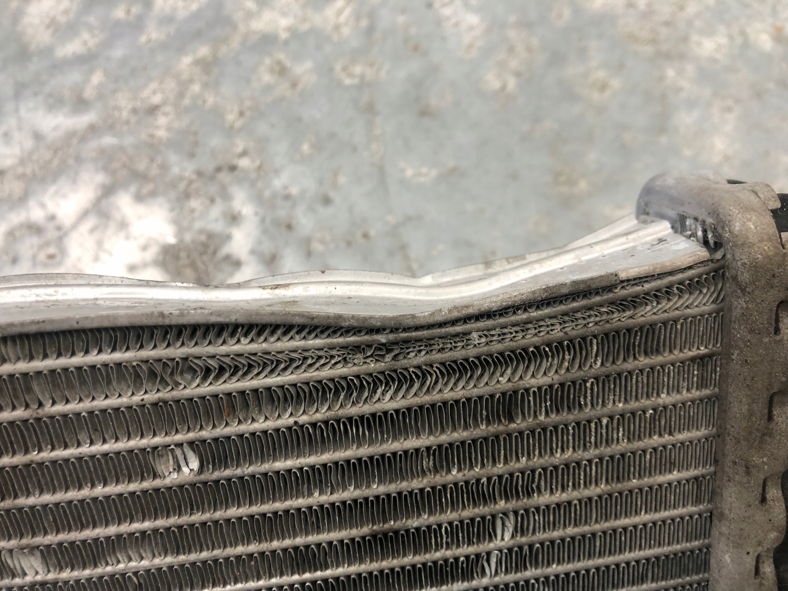 AUDI Q5 II 80A supplementary water cooler 80A121212E