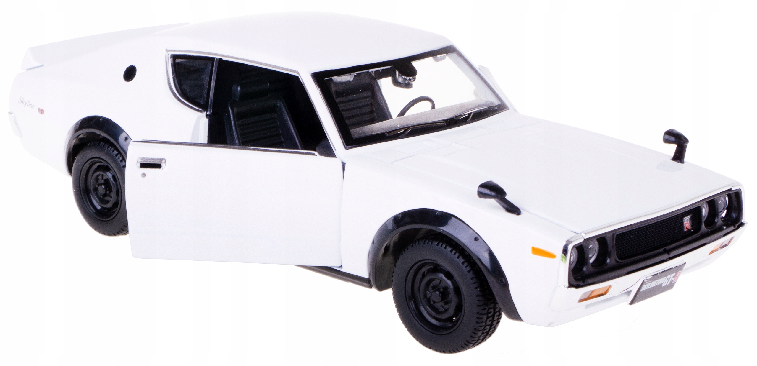 

Nissan Skyline 2000GT-R Model Metal Maisto 1:24 Bi