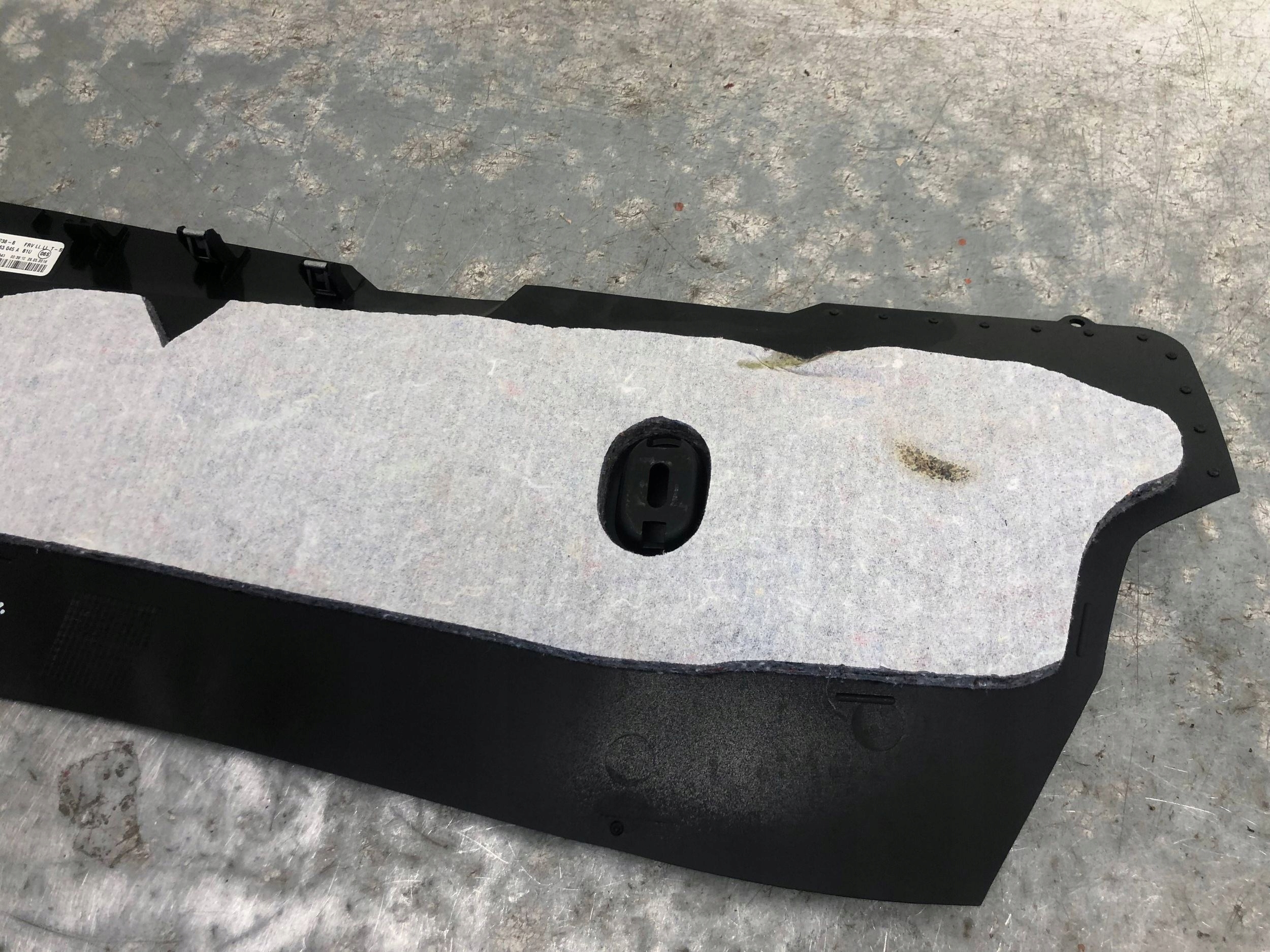 cover TUNELU left VW PASSAT B8 KOMBI 3G1863045A
