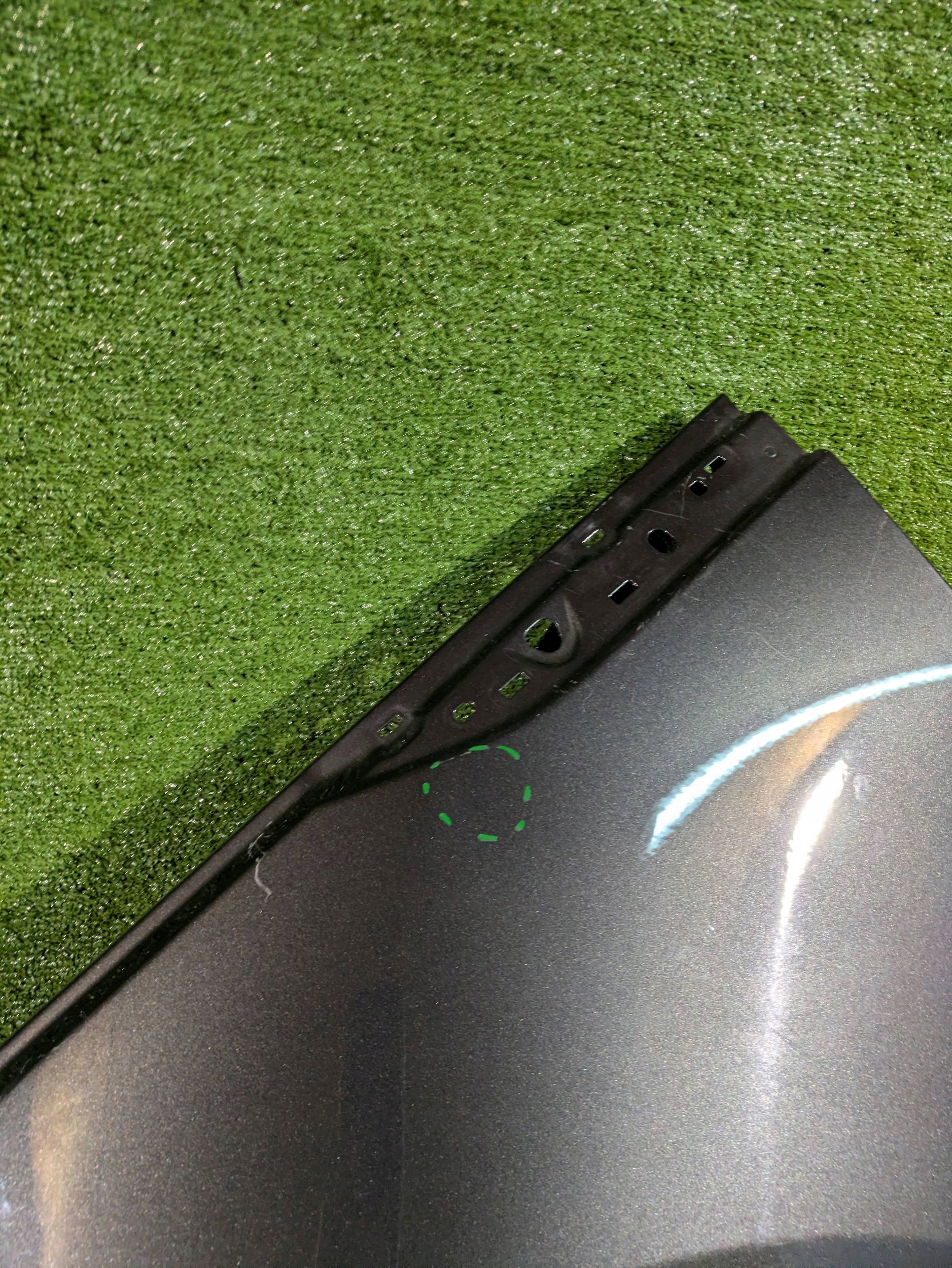 fender front left front RANGE ROVER VELAR 18- NR.330