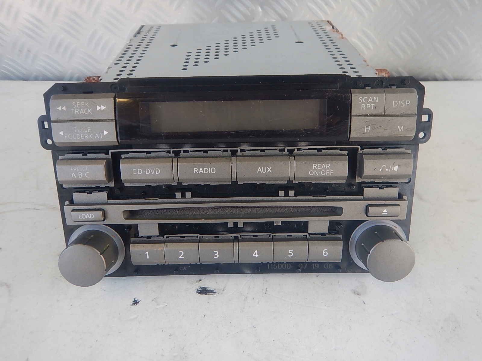 NISSAN ТИТАН ARMADA 04- РАДІО CD