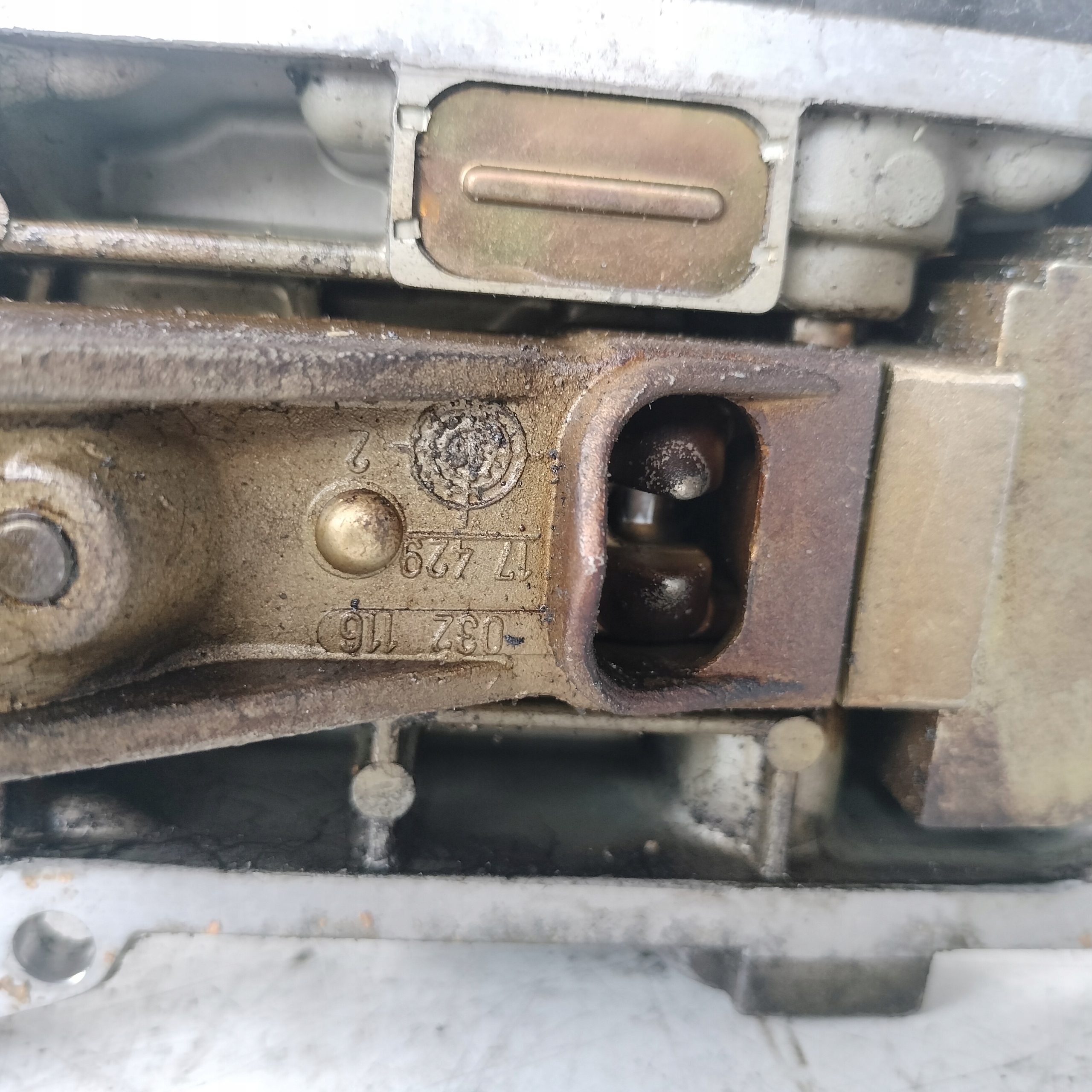 AUDI 80 B3 1.8 distributeur carburant 026133353 BOSCH