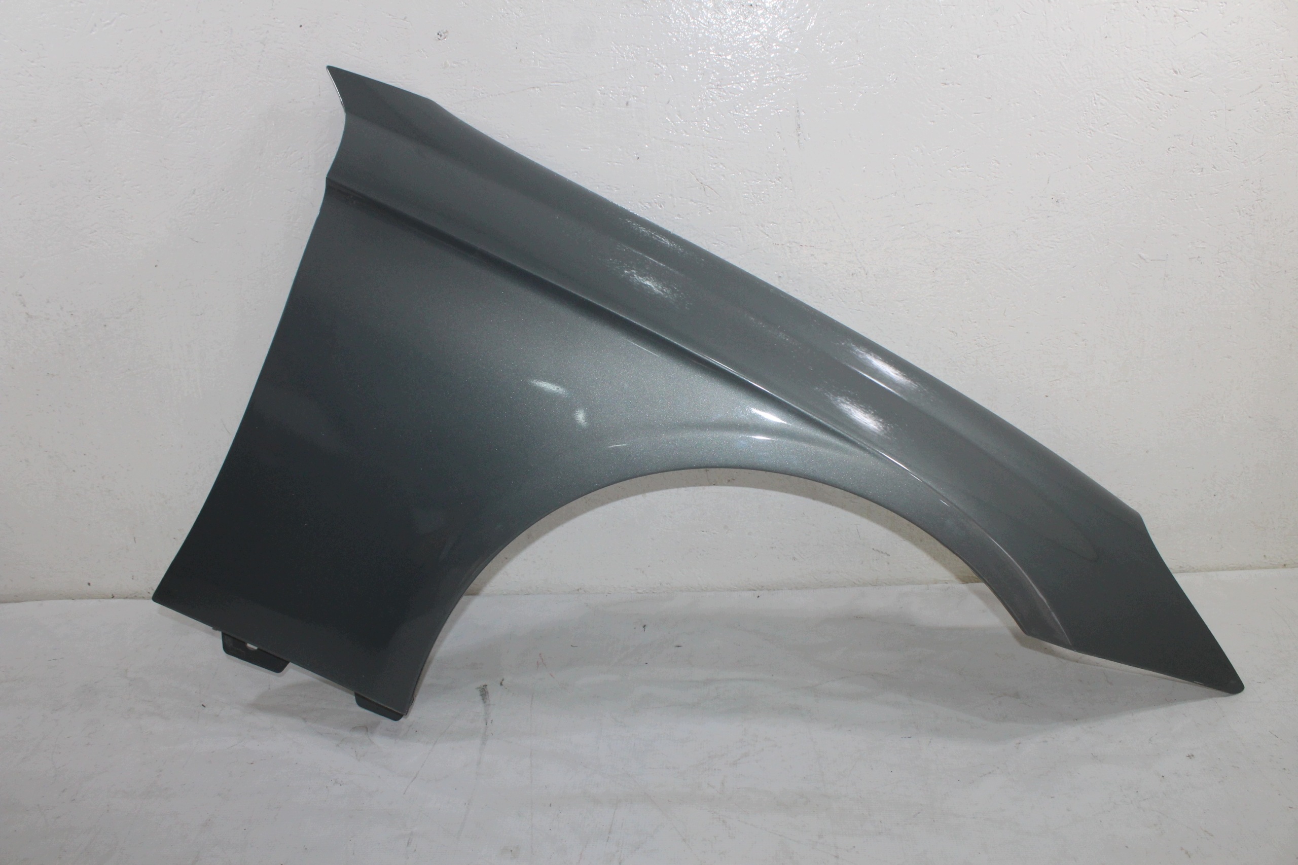 Mercedes CLS W219 fender right front