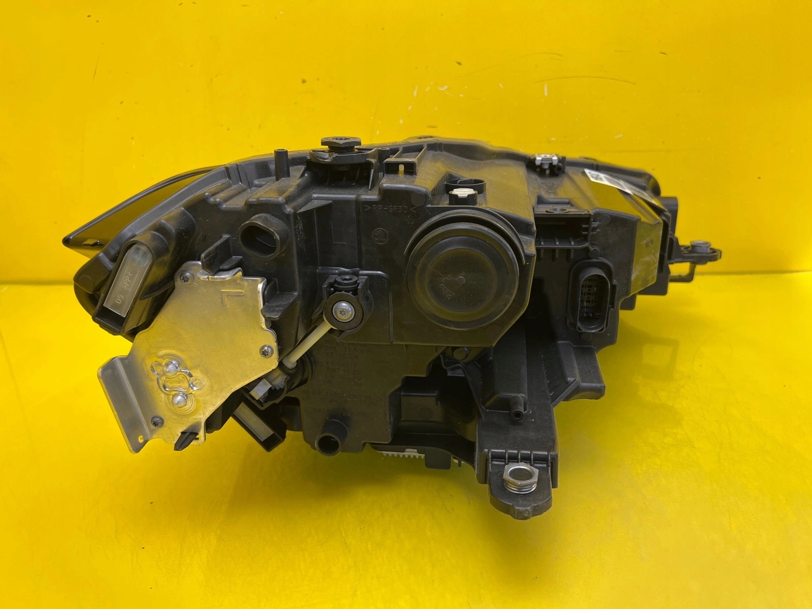 light left front Skoda Superb IV 3P Full Led 24- 3P1941015