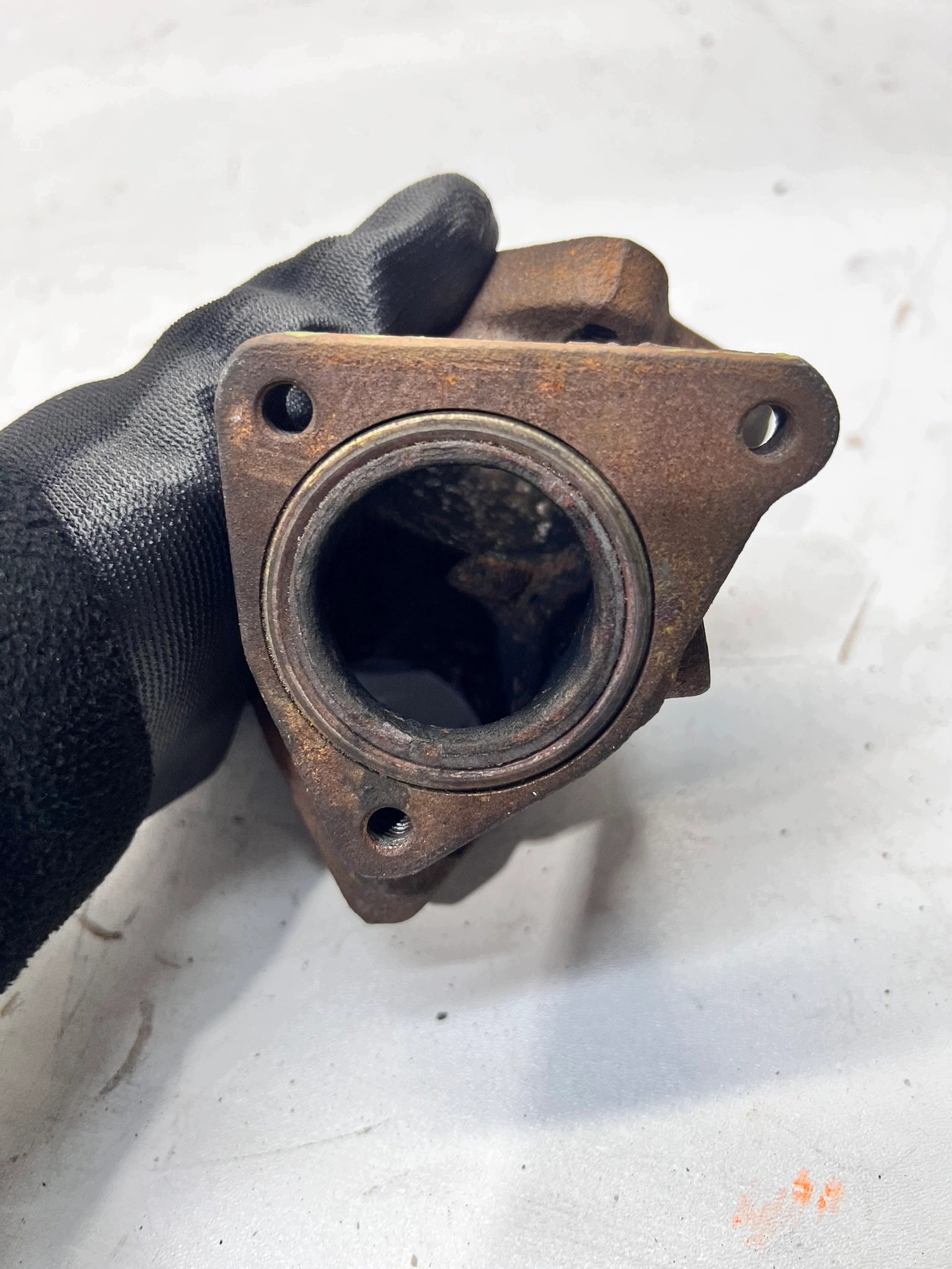 spona ispušne grane AUDI A6 C6 3.0 59001091162