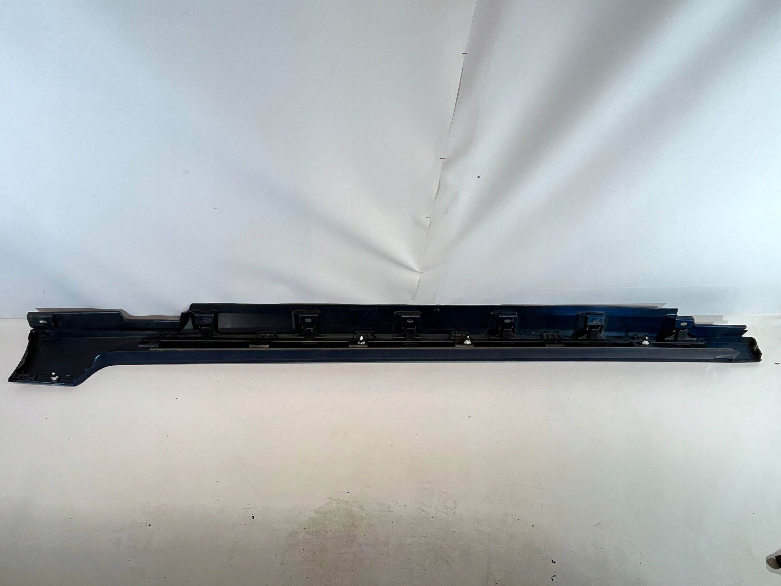 moulding threshold Volkswagen PASSAT B8 3G0853858F