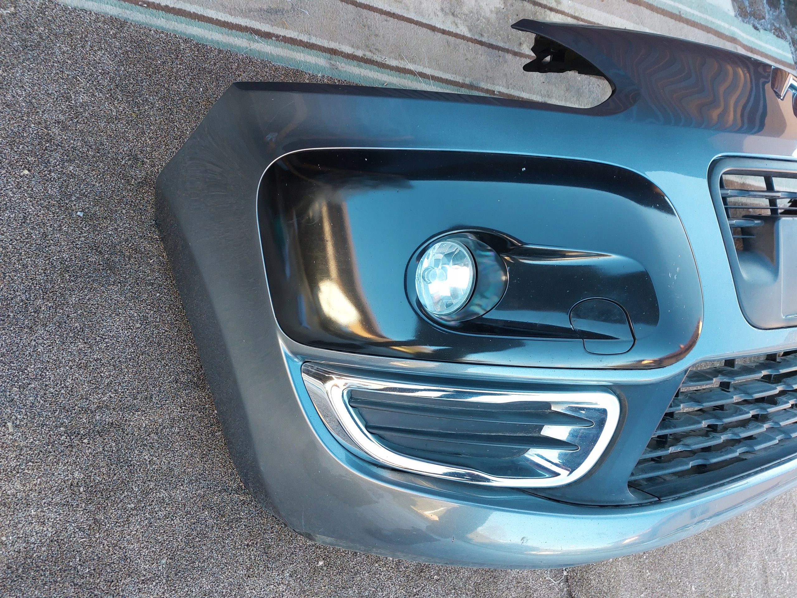 bumper front CITROEN C3 PICASSO 08-12r grey