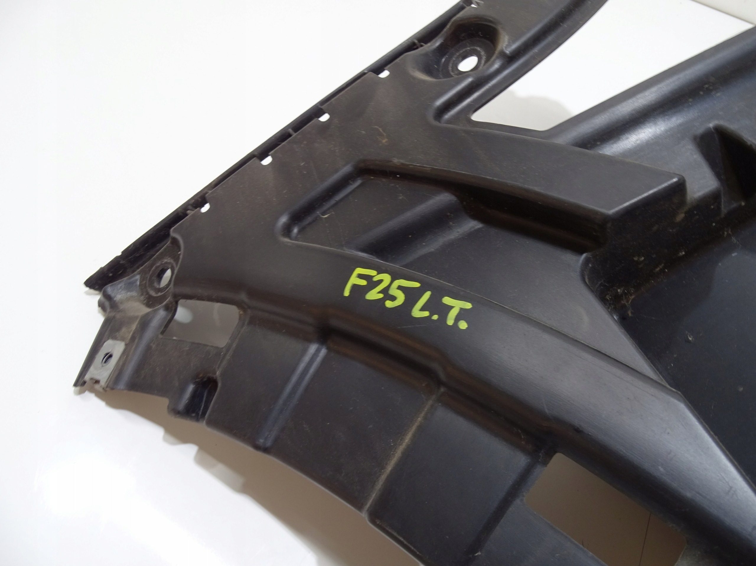bumper bracket left rear part BMW X3 F25 OE 7210077