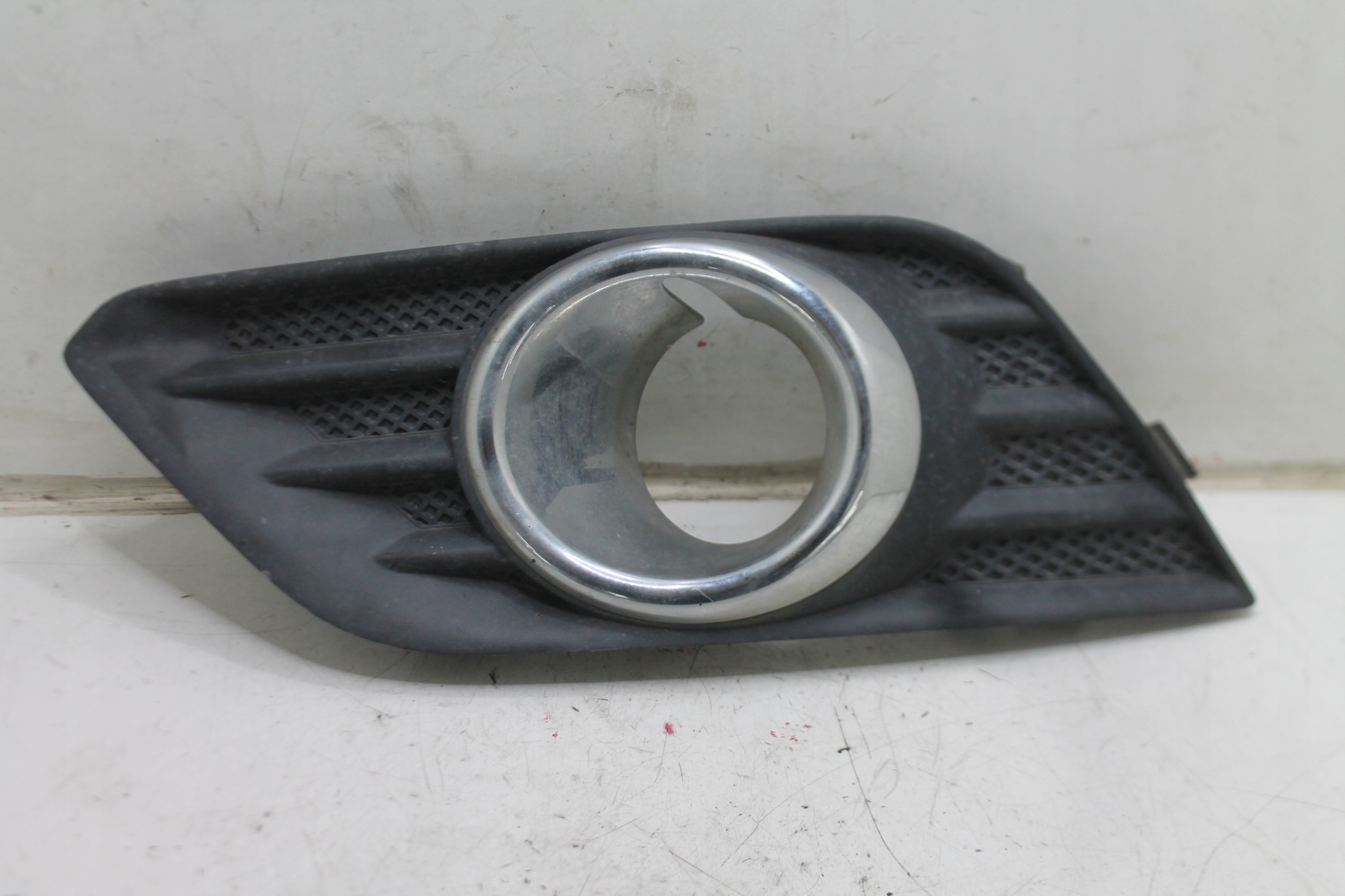 grid fog lights left 25980485 OPEL MOKKA 12-16