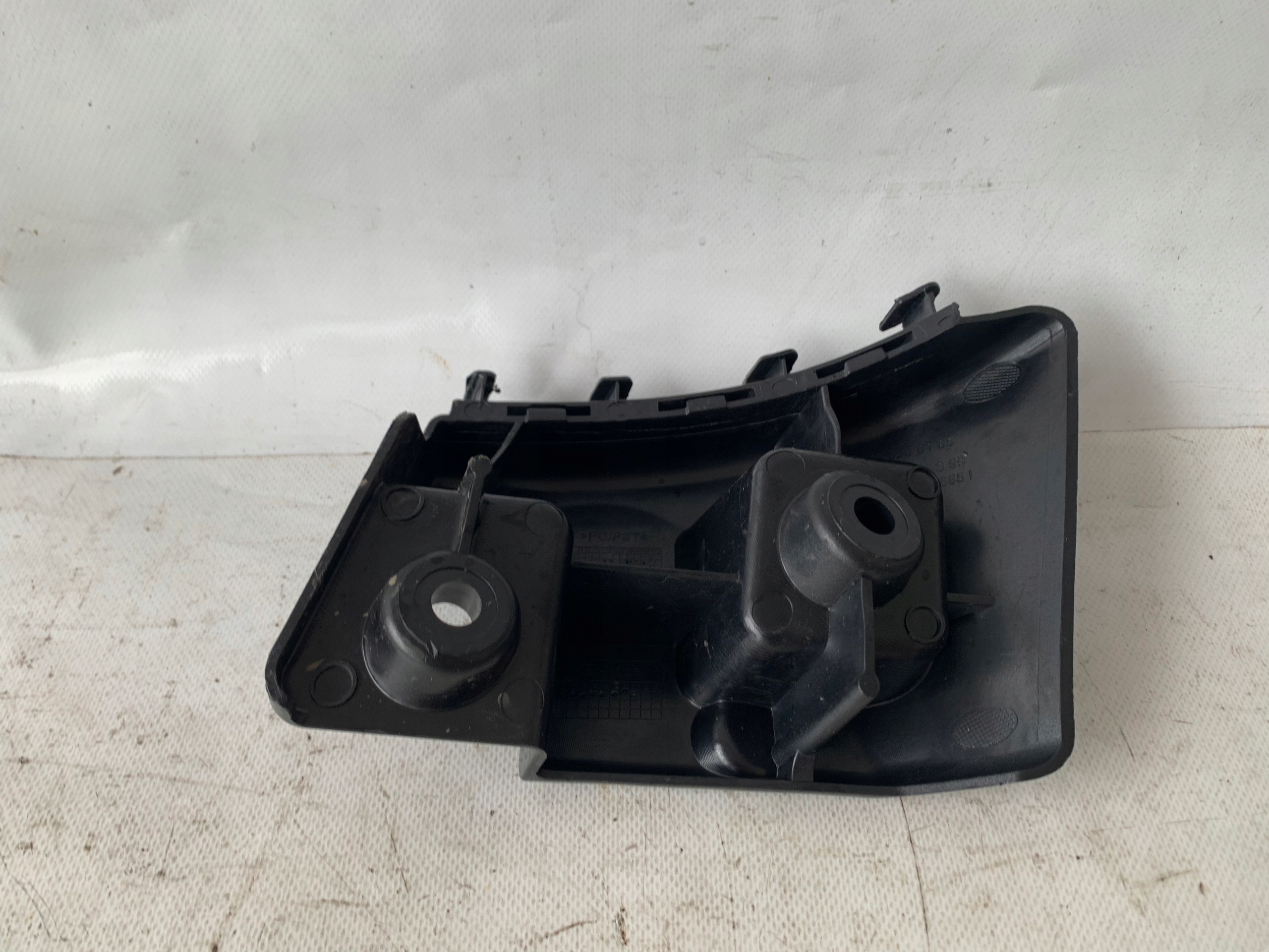 bumper bracket left rear part MERCEDES B 246 A2468850165
