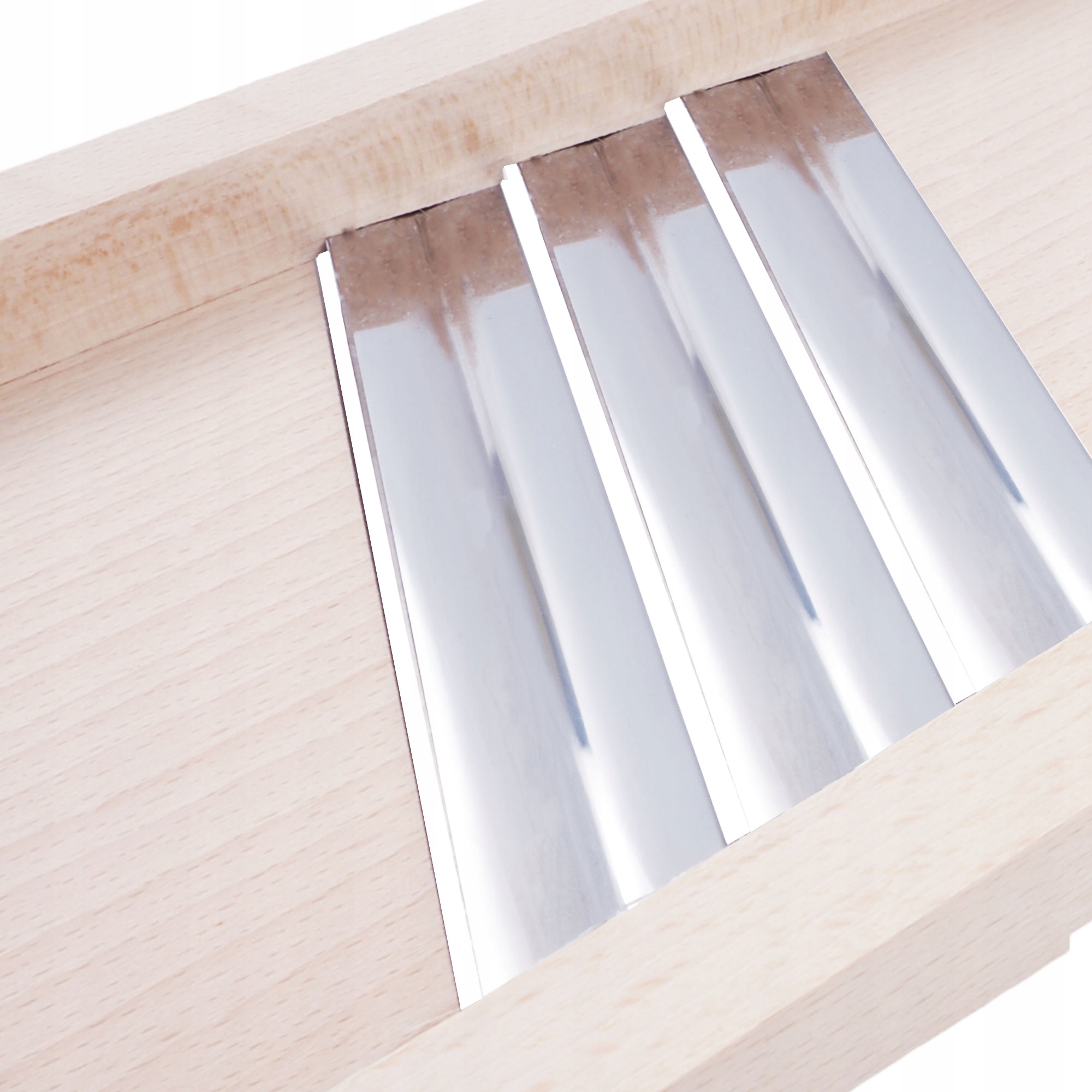 SZATKOWNICA KRAJALNICA DO KAPUSTY 3 NOŻE DREWNIANA Zasilanie ręczne