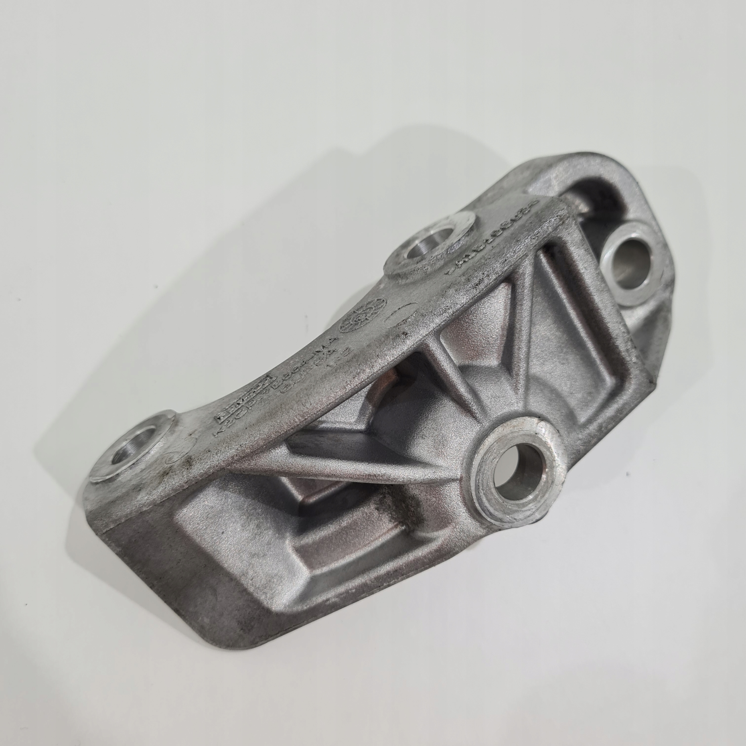 engine mount FORD 2.0 ECOBLUE K2GP-7B664-MA