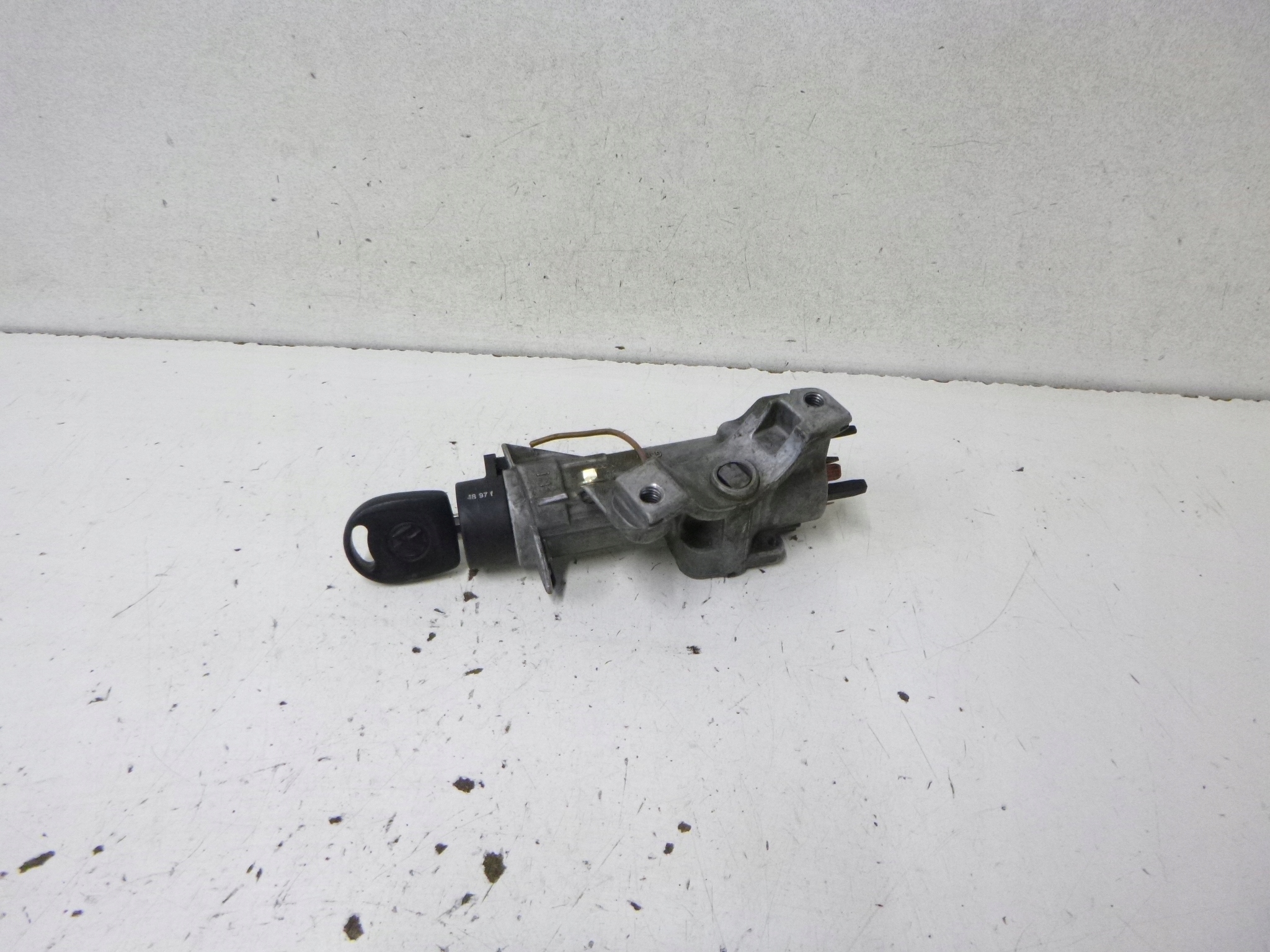 ignition + key VW Golf IV 1.6 1999r. 4B0905851C
