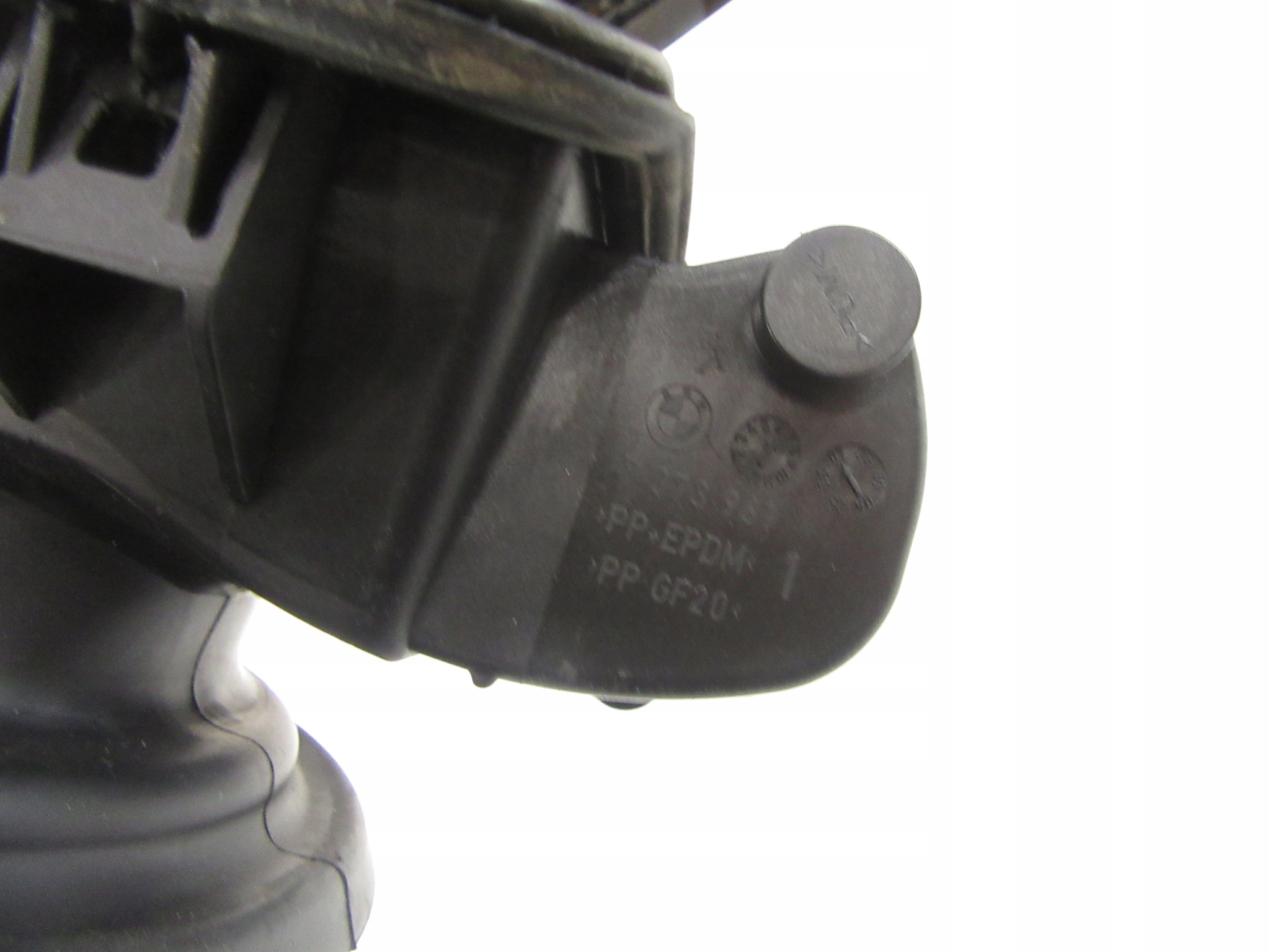 Tankklappe des Kraftstoffsbehälters BMW e90 e91 A22 sparkling graphite