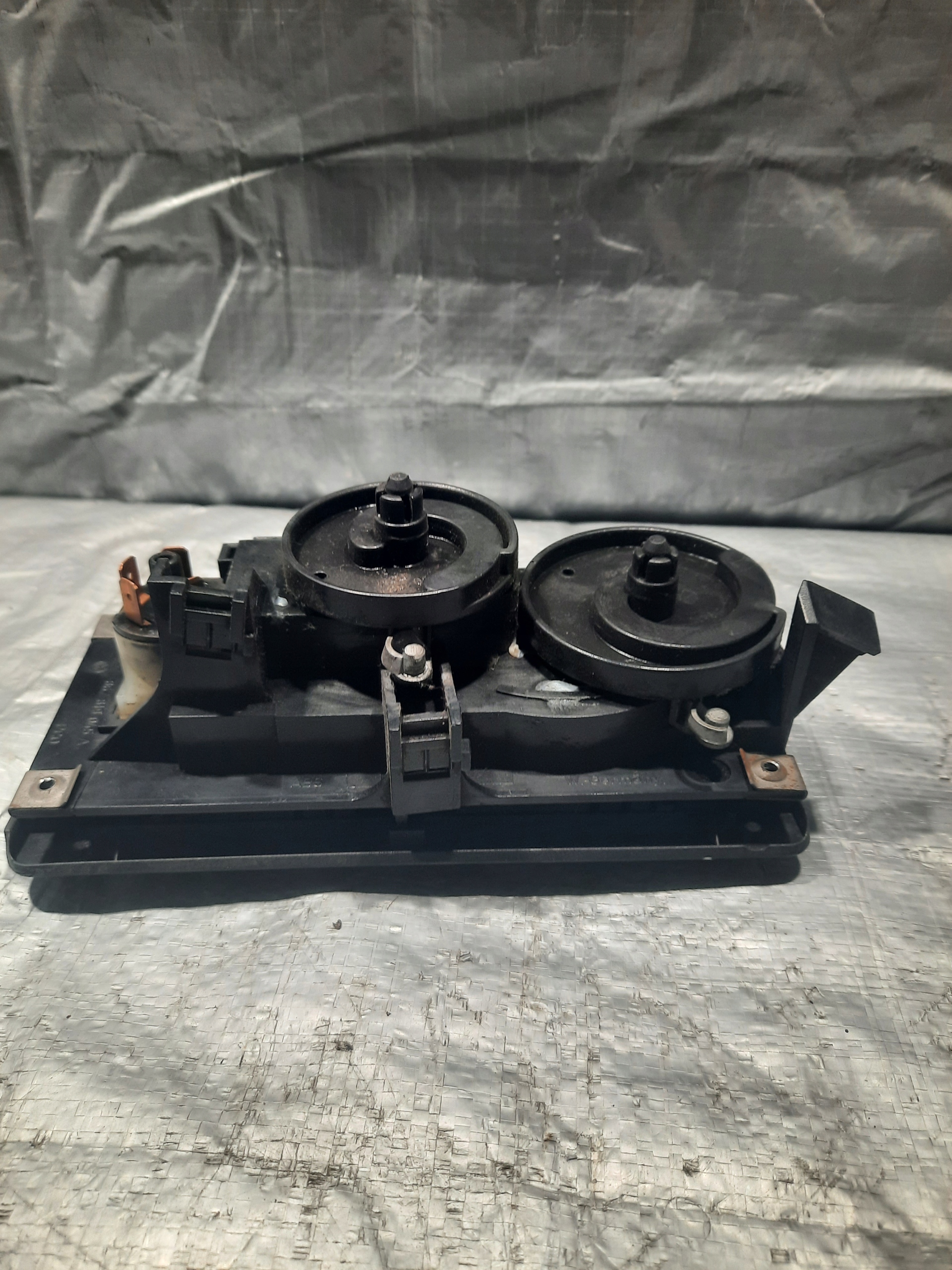 Panel BOCCHETTE Volkswagen OE 867819045A