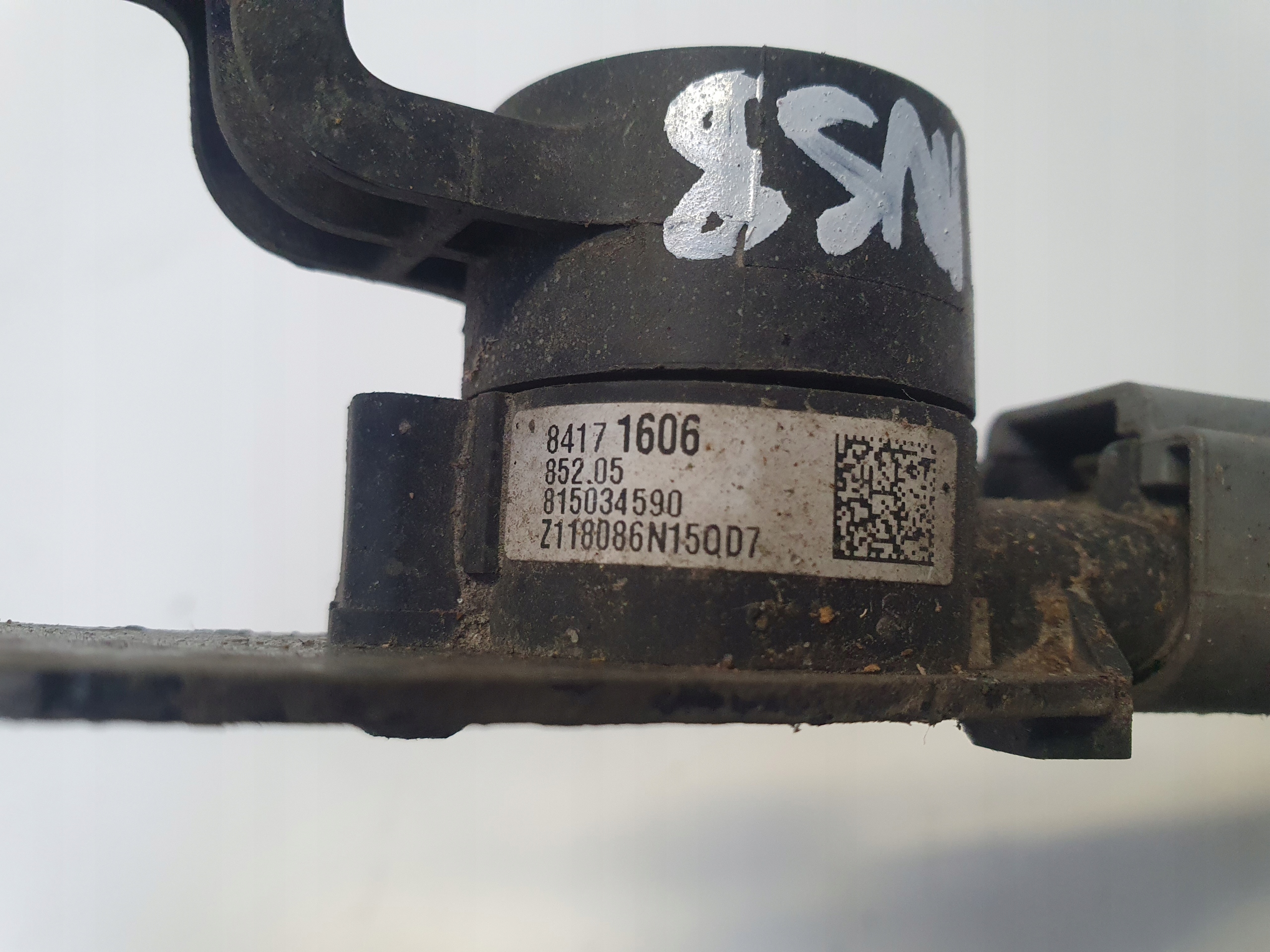 INSIGNIA B 4X4 Sensor POZIOMOWANIA lichte hinten