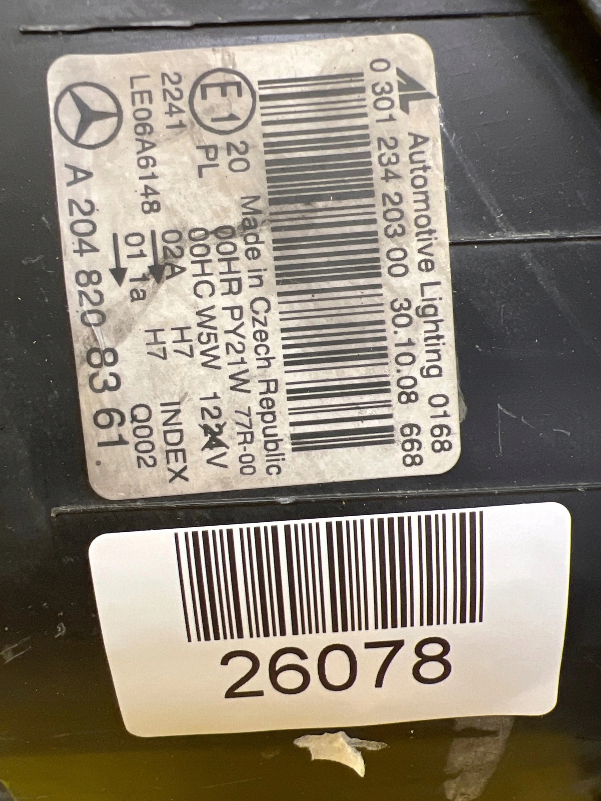 light left Mercedes C-Klasa W204 A2048208361