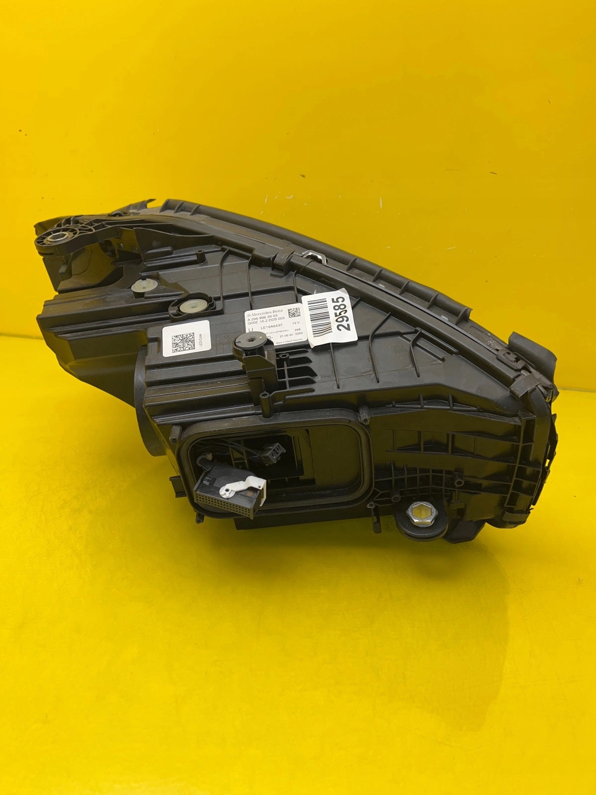light left Mercedes C-Klasa W206 21- Full Led A2069063903