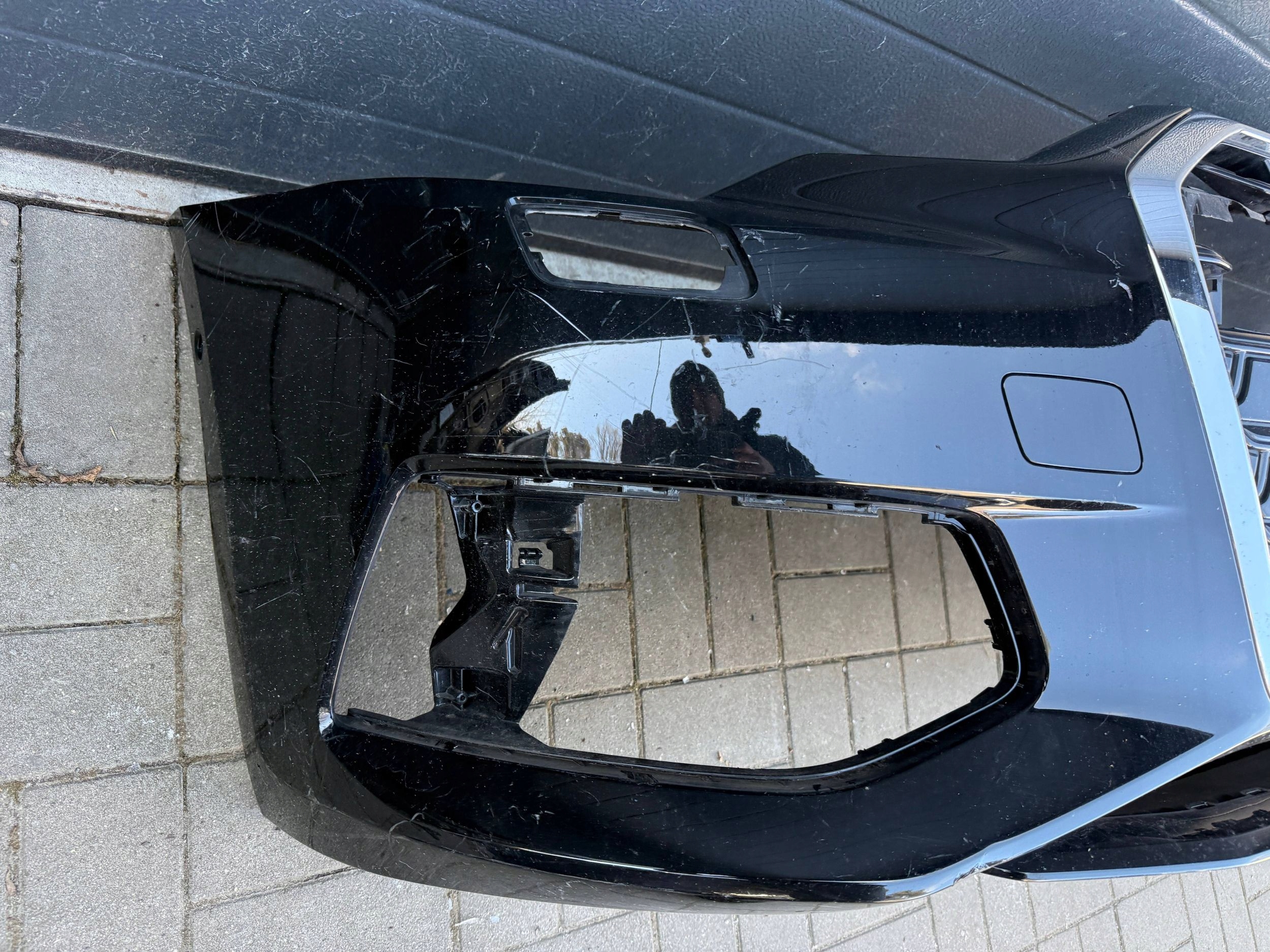 Audi A6 4k 18- nárazník předek přední