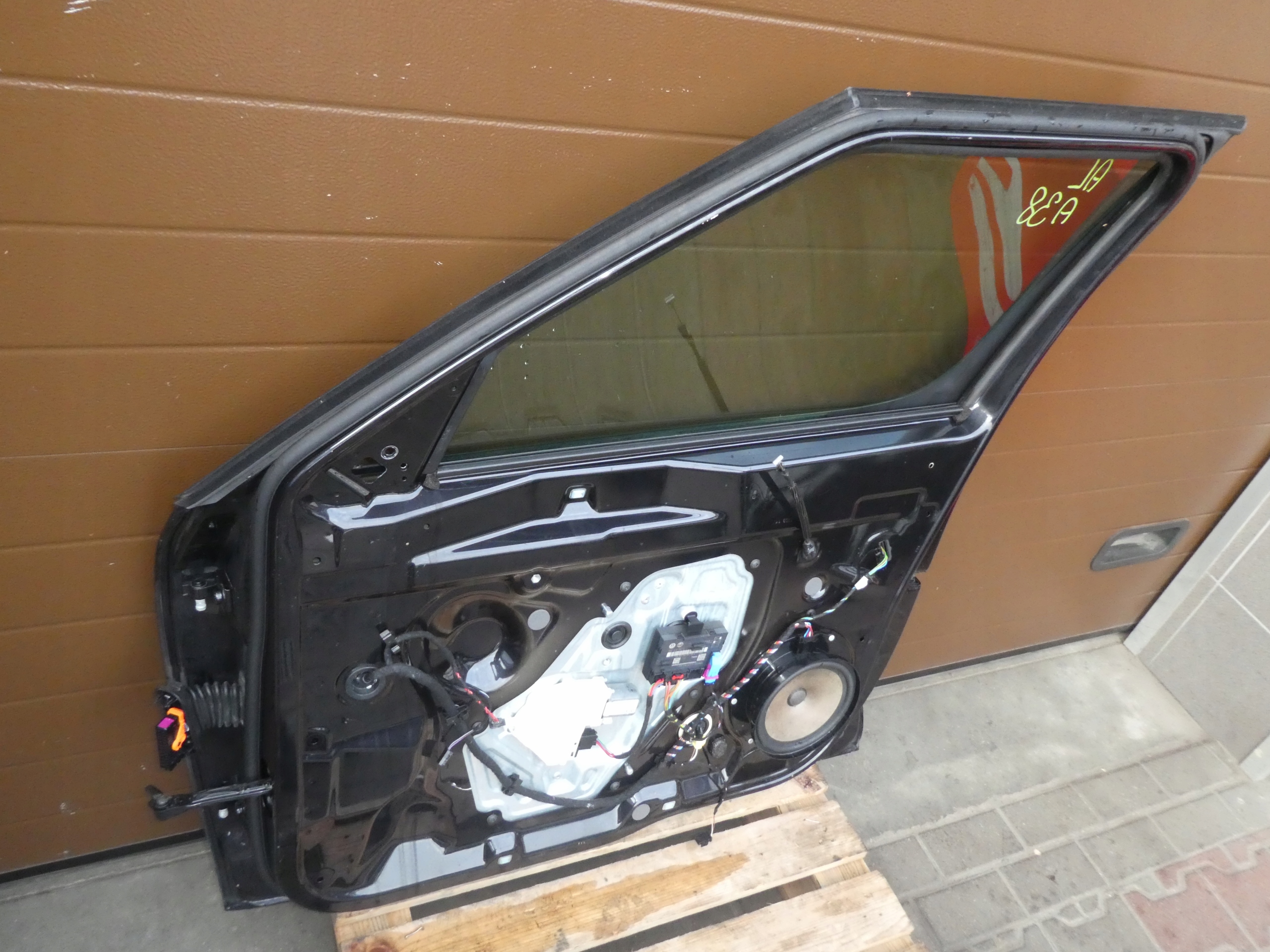 door right front SKODA YETI 5L complete