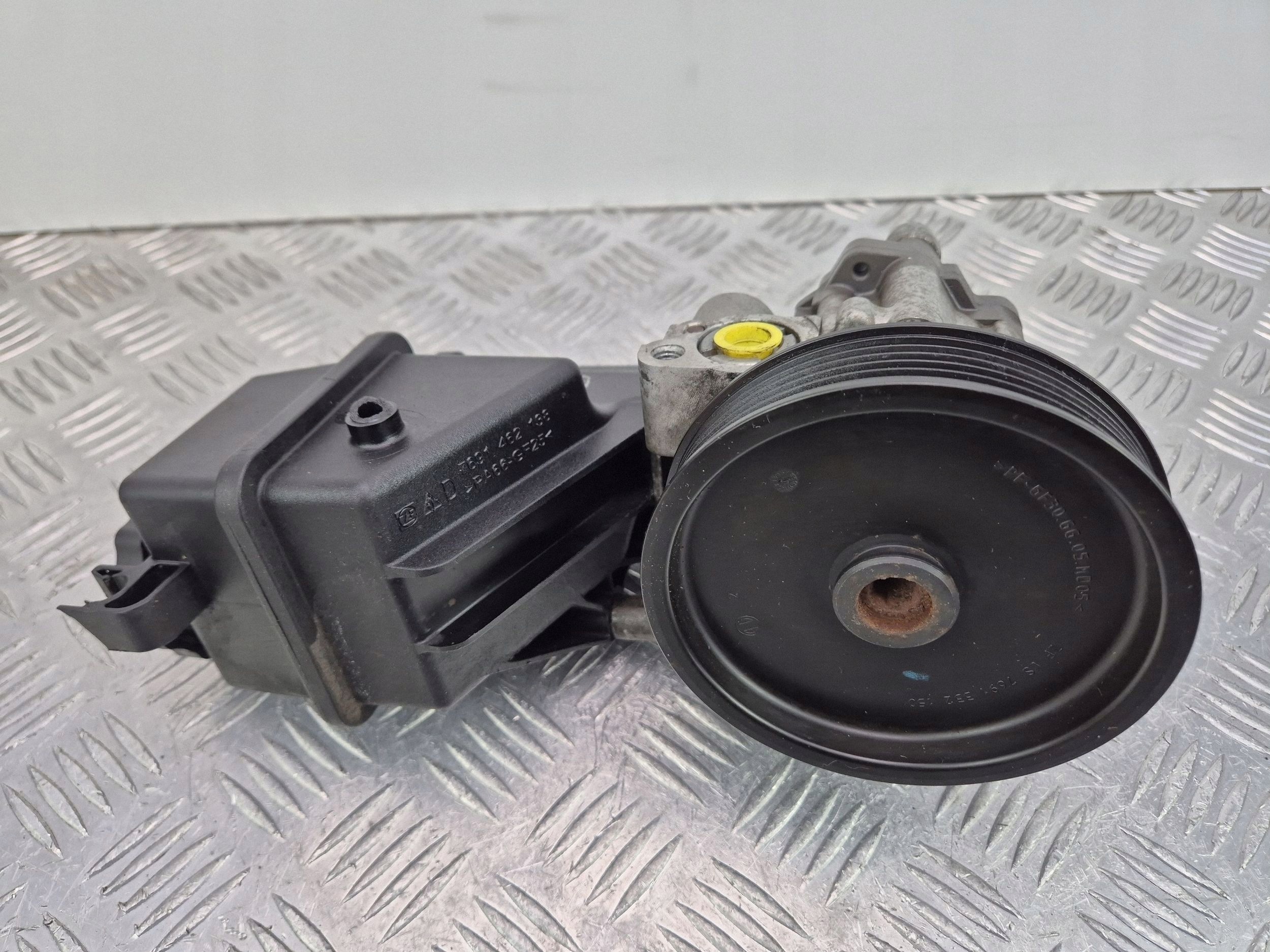 Mercedes R350 CGI W251 servo pump A0064666401 276.958