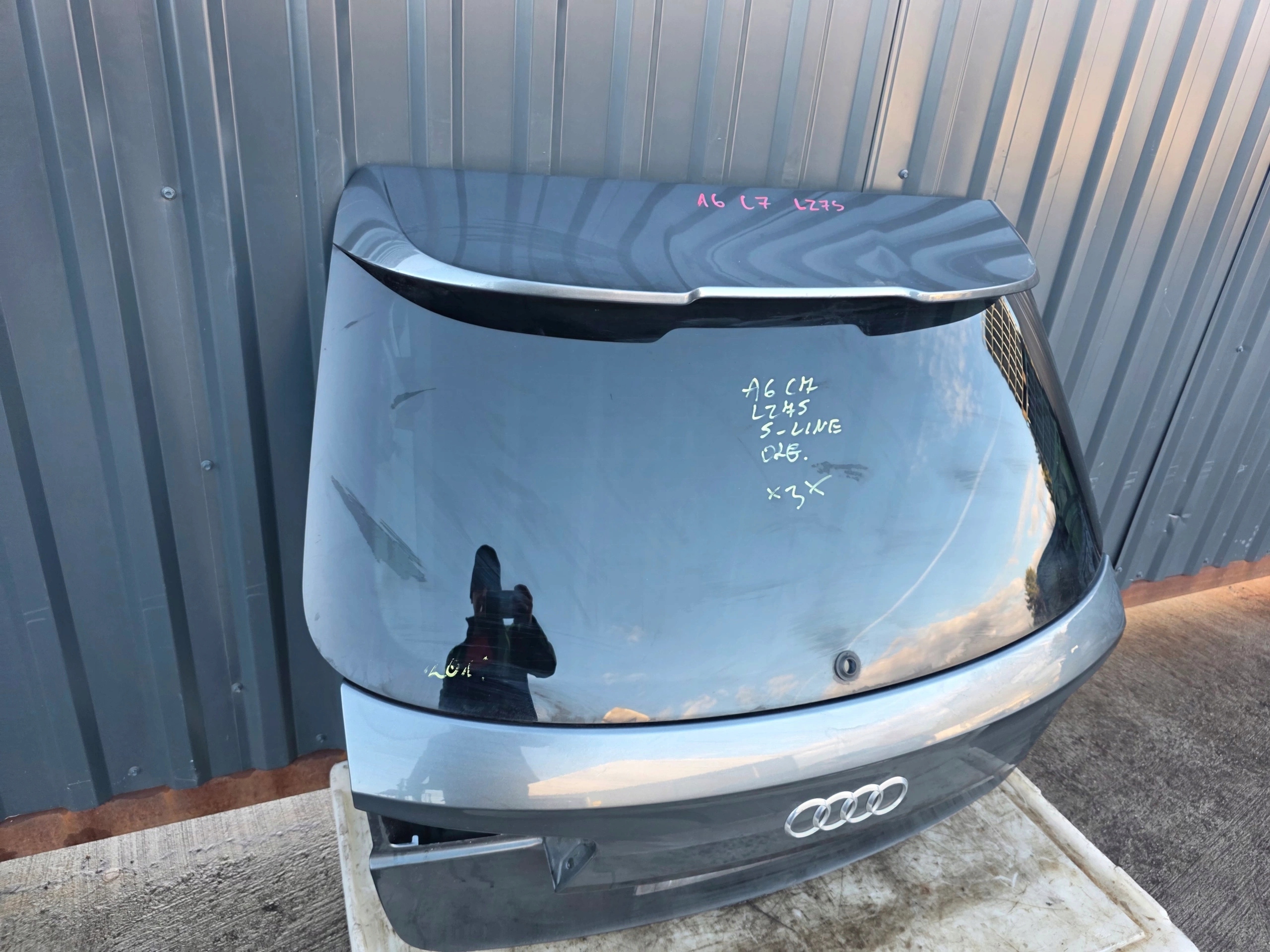 boot doors rear part AUDI A6 C7 AVANT / KOMBI S LINE LZ7S original *3* !!!