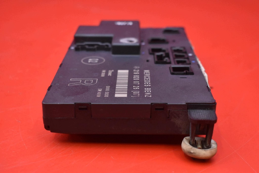 control unit module door right front 2198200726 MERCEDES CLS C219 04-08