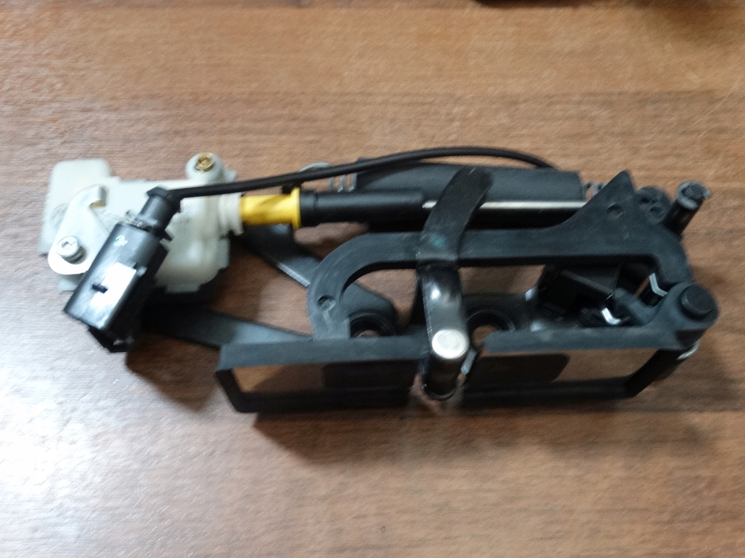 IDEALNY lock bonnet BENTLEY GT GTC LIFT 1