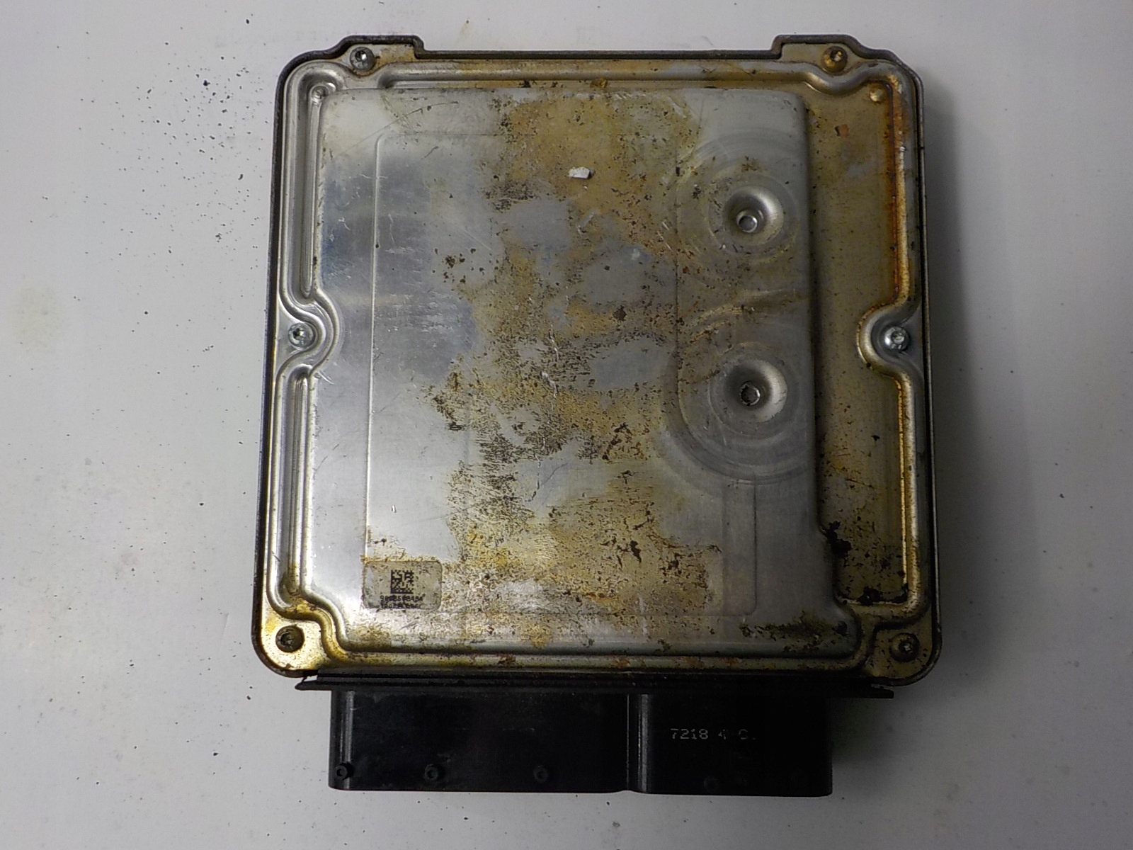 AUDI computer control unit 03L906022BQ 0281014707