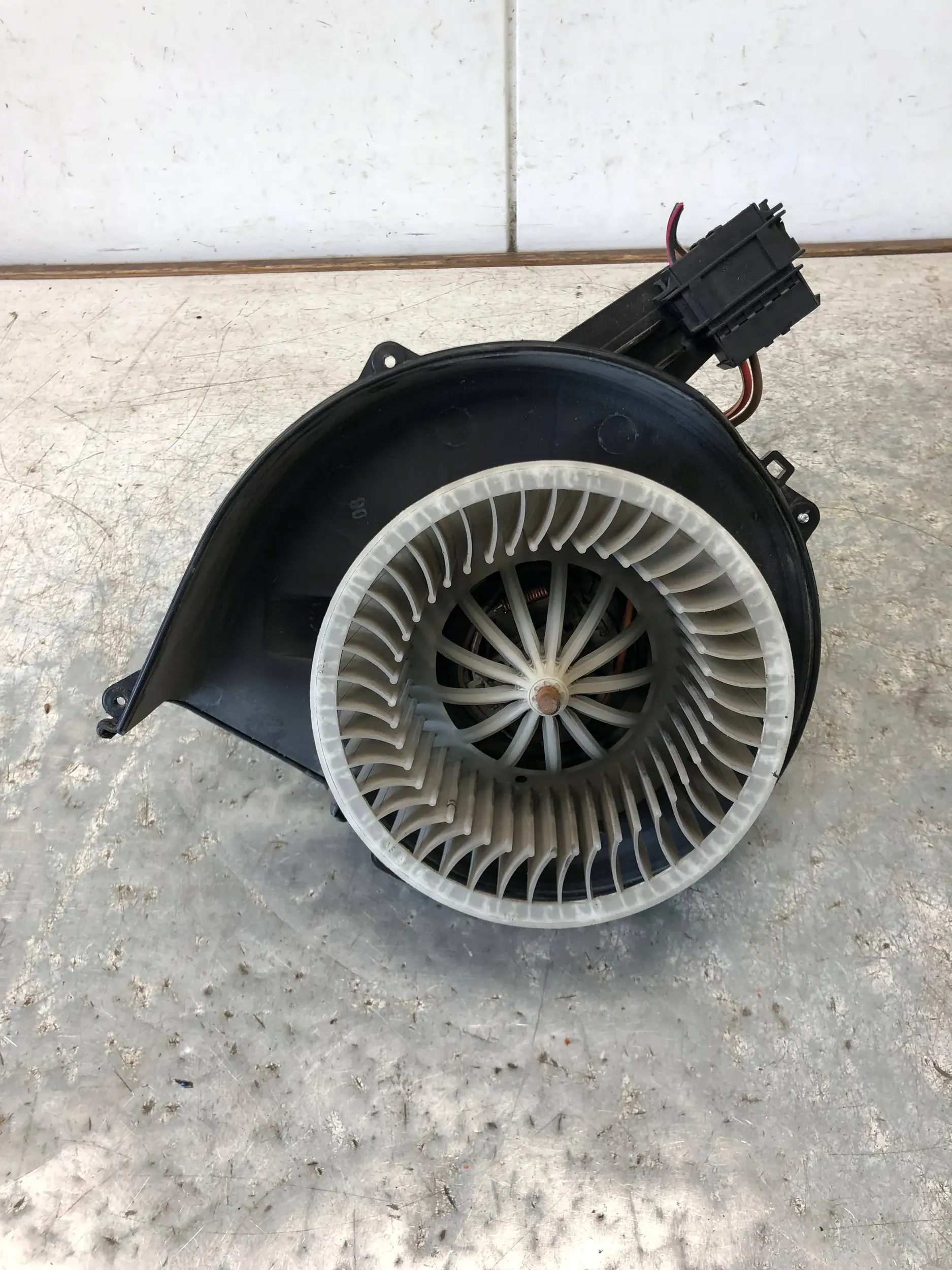 DMUCHAWA Lüfter SKODA FABIA II 6Q1819015J