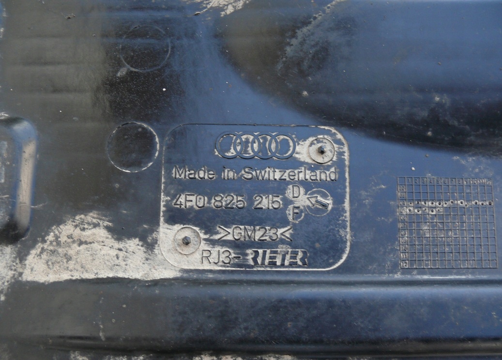 plastic cover chassis left rear part AUDI A6 C6 04-08r. 4F0825215D