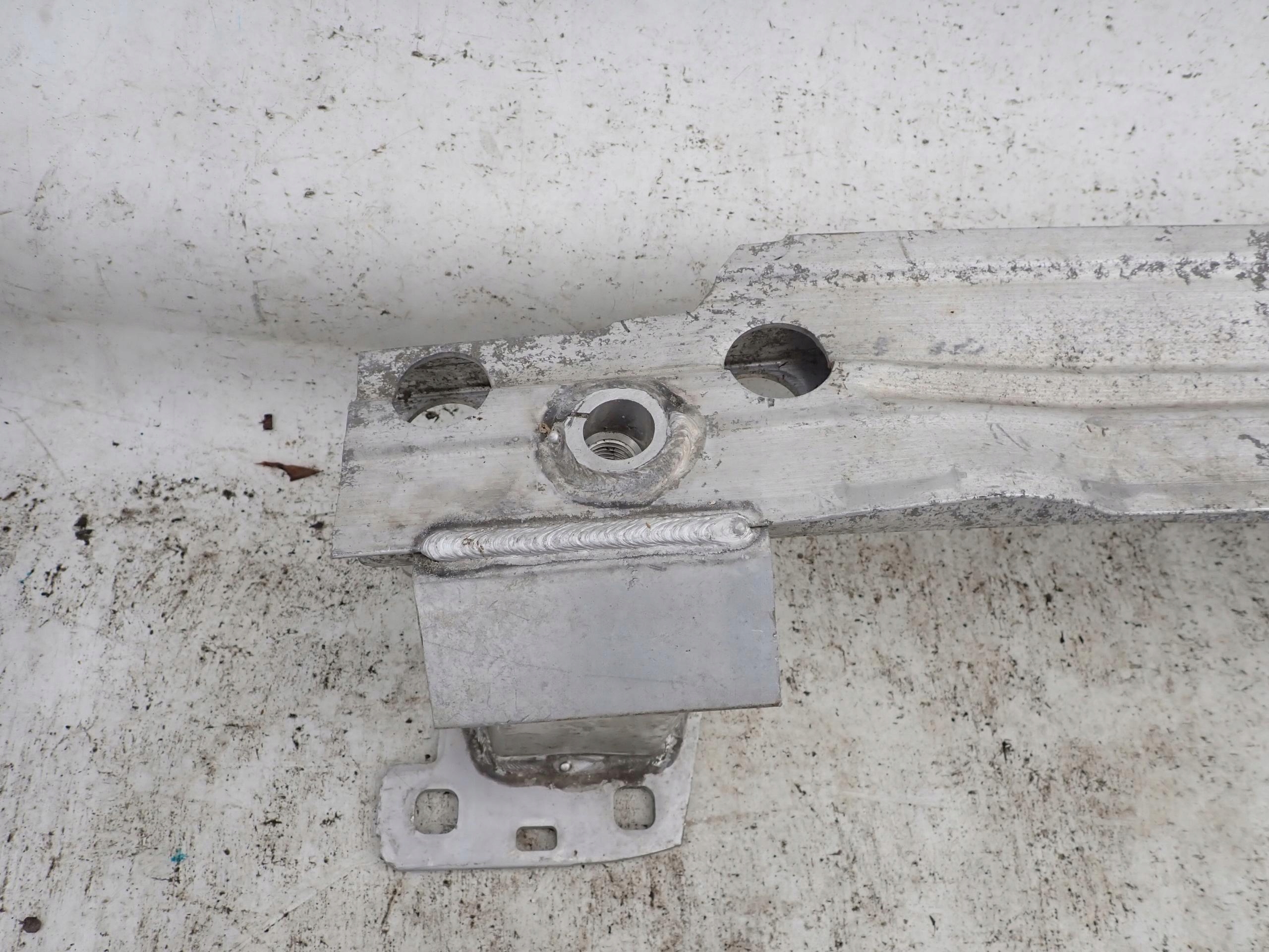 PORSCHE CAYENNE III 9Y 17- bumper support rear part