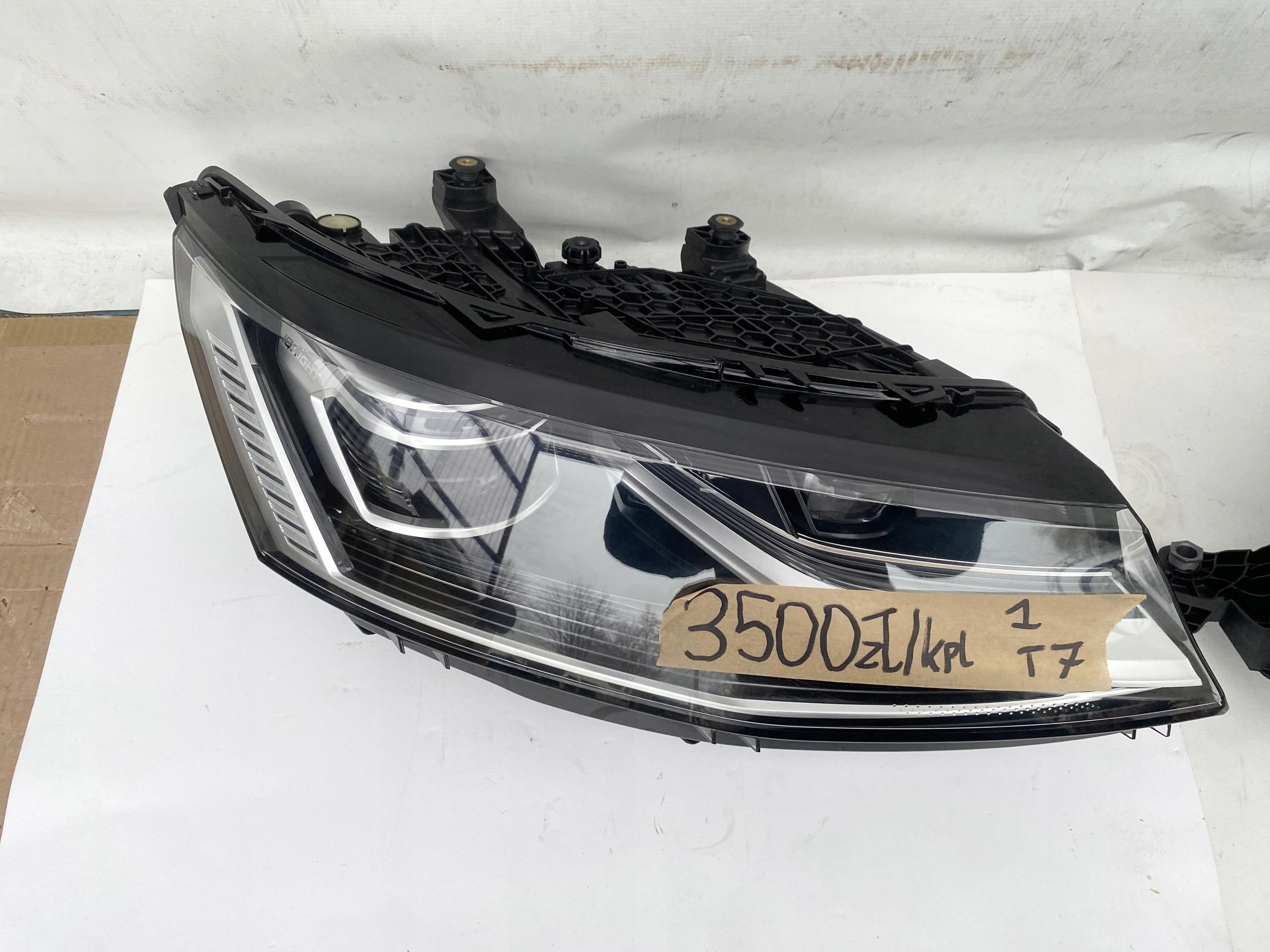 VW Transporter Multivan T7 head lights lights FULL LED light right left 24r