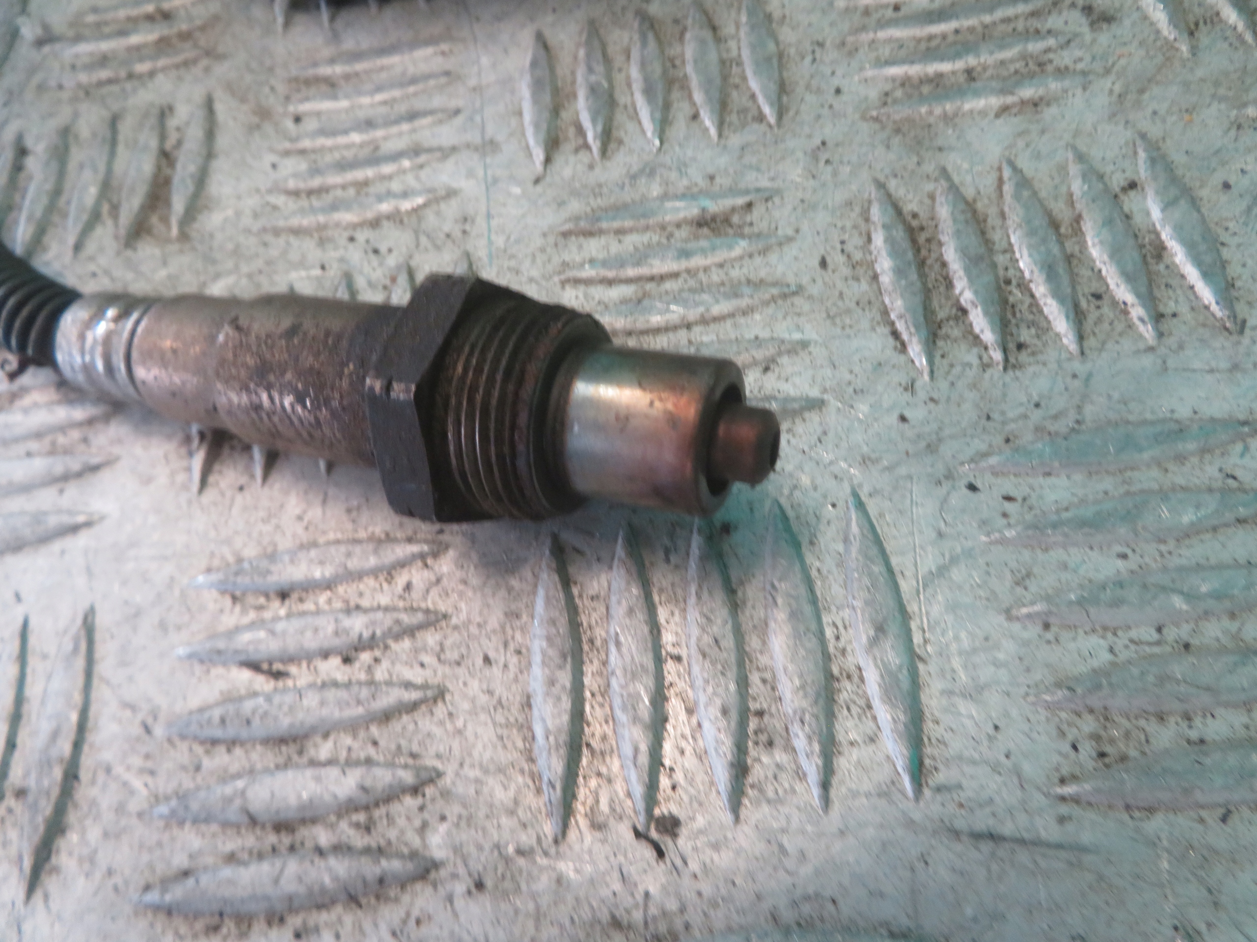 SONDA LAMBDA MITSUBISHI CANER FUSO 3.0 20R ME230408 0281006671